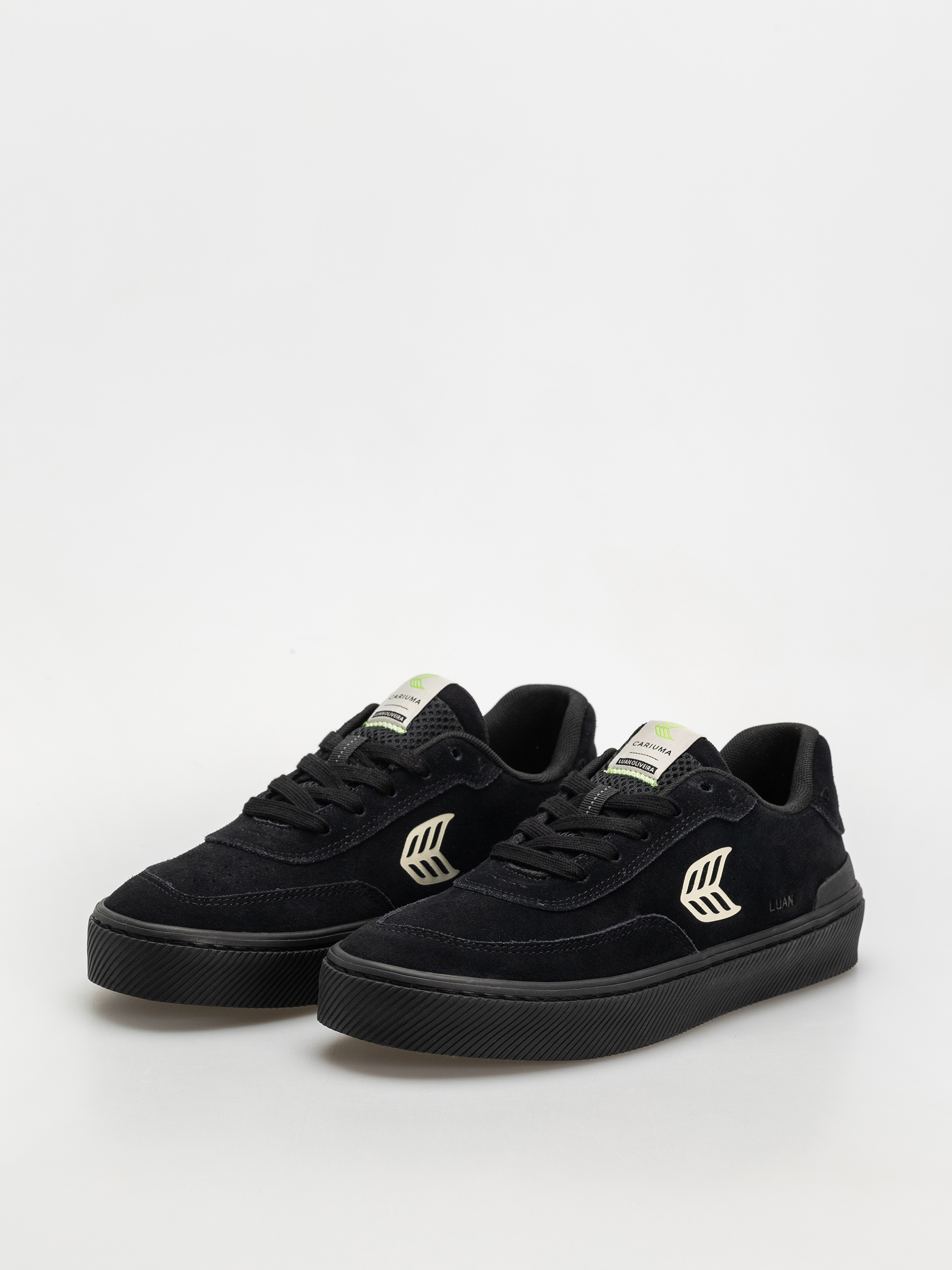Pantofi Cariuma Luan Pro (all black suede ivory logo)