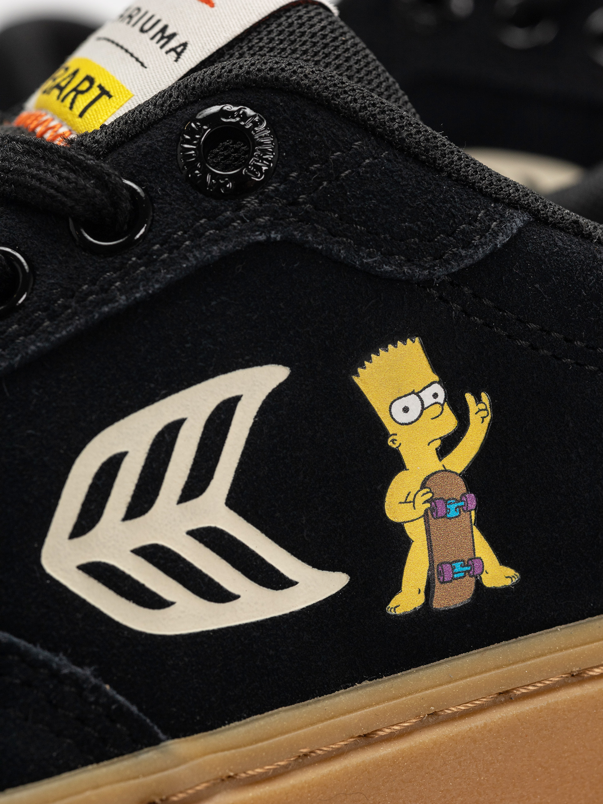 Pantofi Cariuma Simpsons Naioca (black suede bart skateboard)