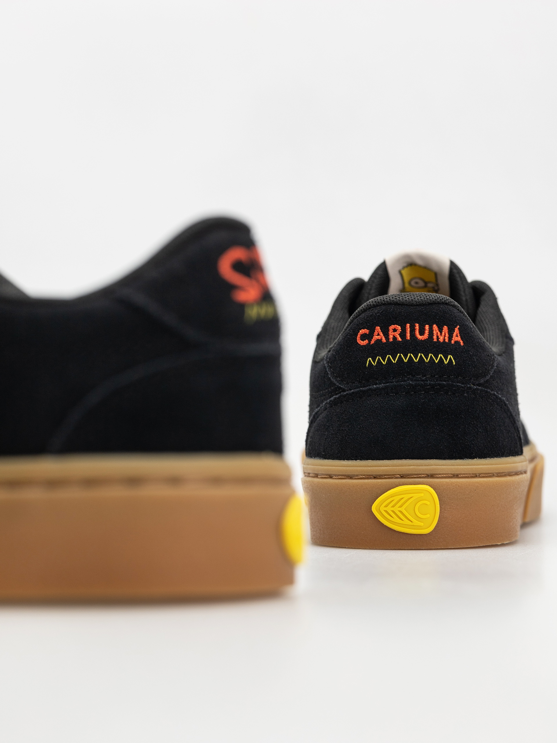 Pantofi Cariuma Simpsons Naioca (black suede bart skateboard)