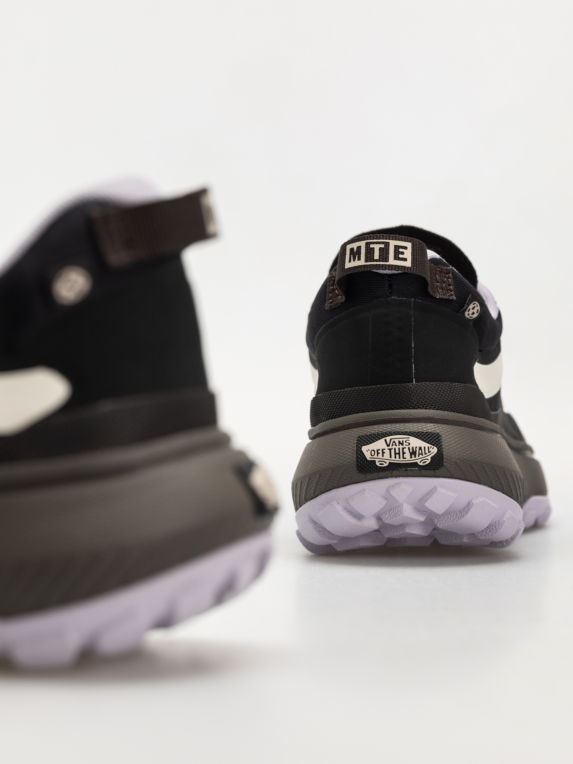 Pantofi Vans Mte Crosspath (lilac ash)