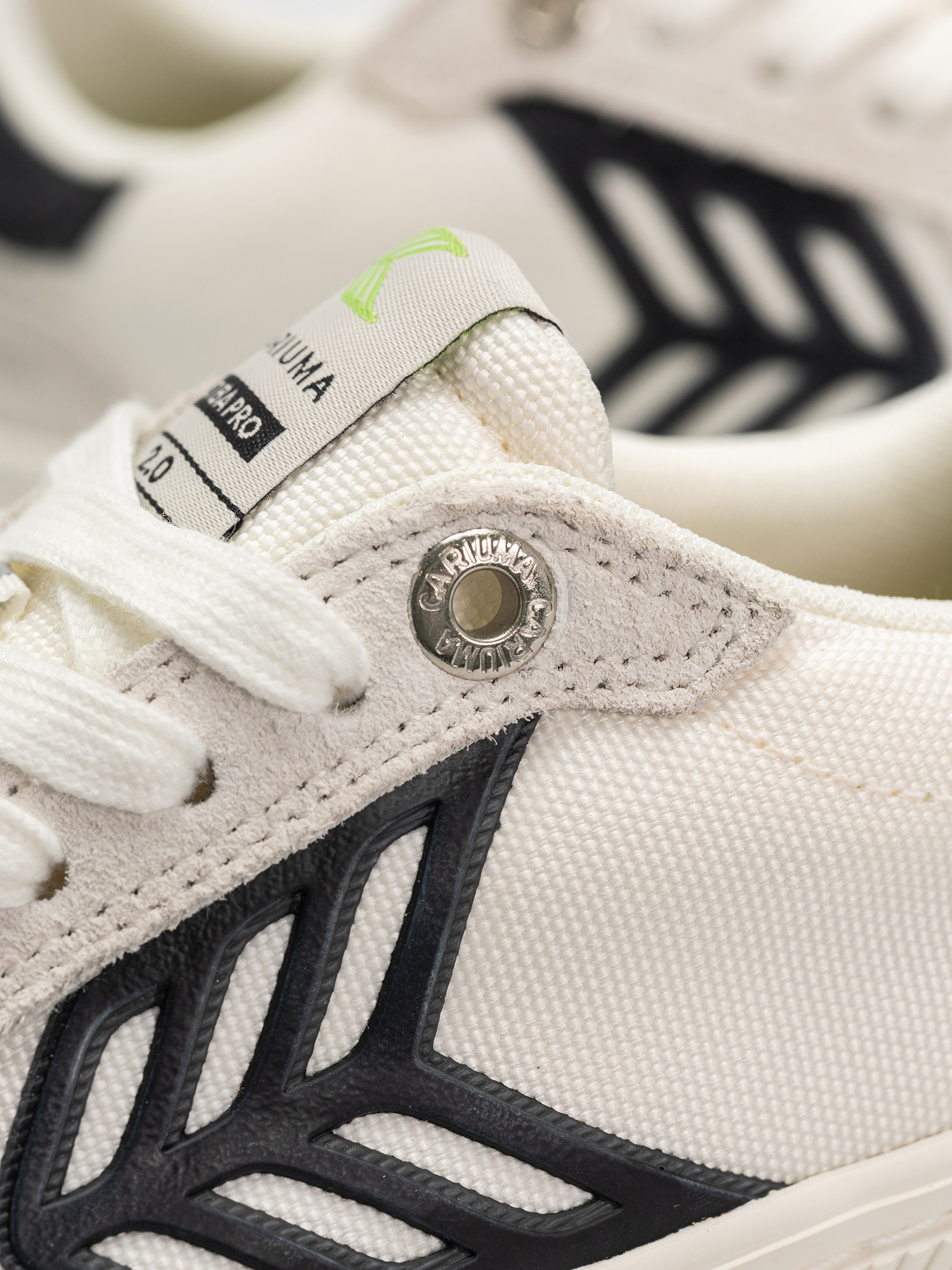 Pantofi Cariuma Catiba Pro 2.0 Wmn (smoke white suede off white cordura black logo)