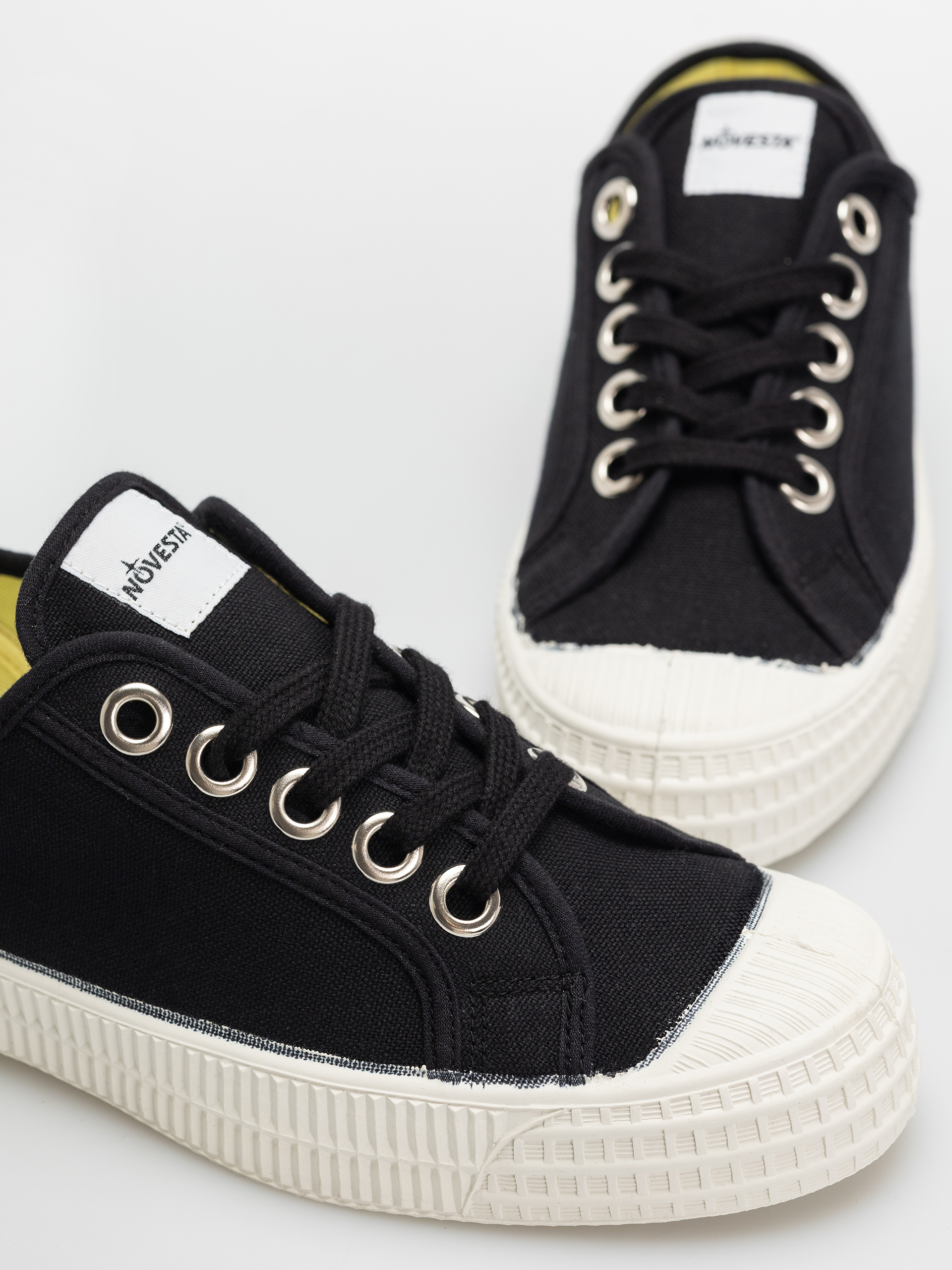 Teniși Novesta Star Master (60 black)