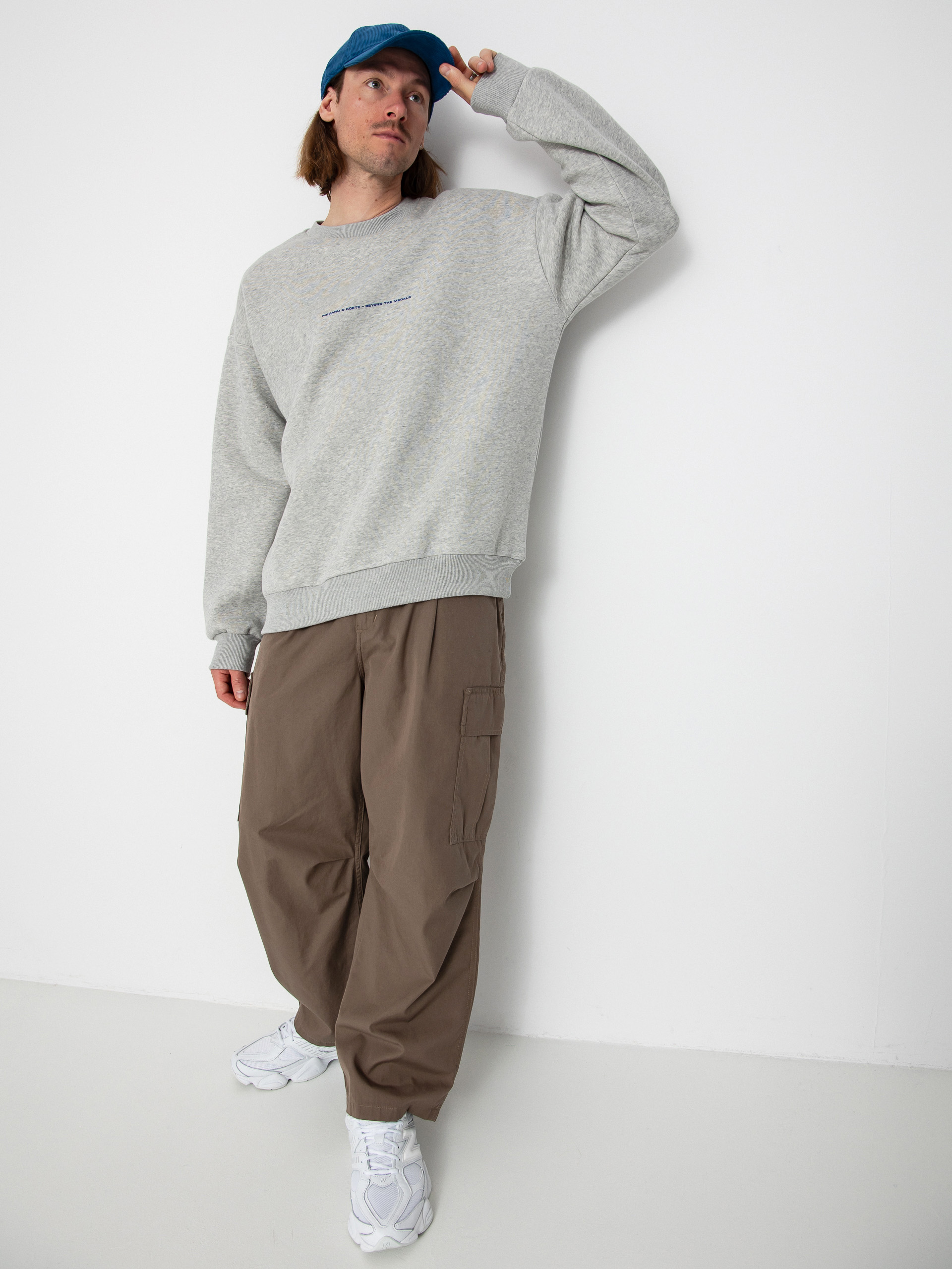 Hanorac Beyond Medals Hokkaido Crewneck (grey melange)