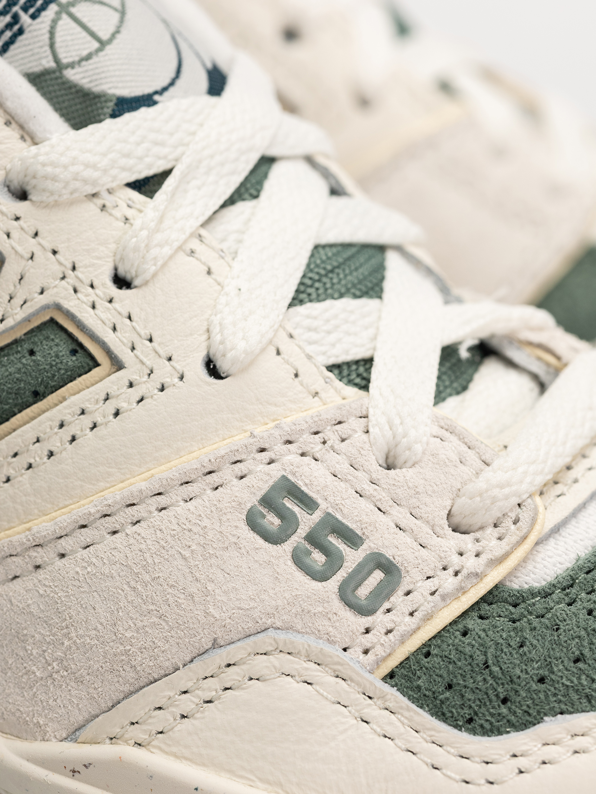 Pantofi New Balance 550 Wmn (sea salt)