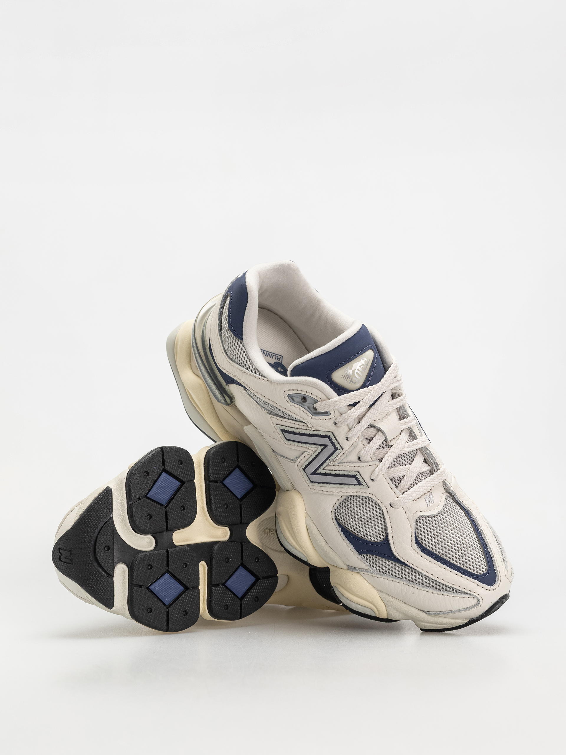 Pantofi New Balance 9060 (sea salt)