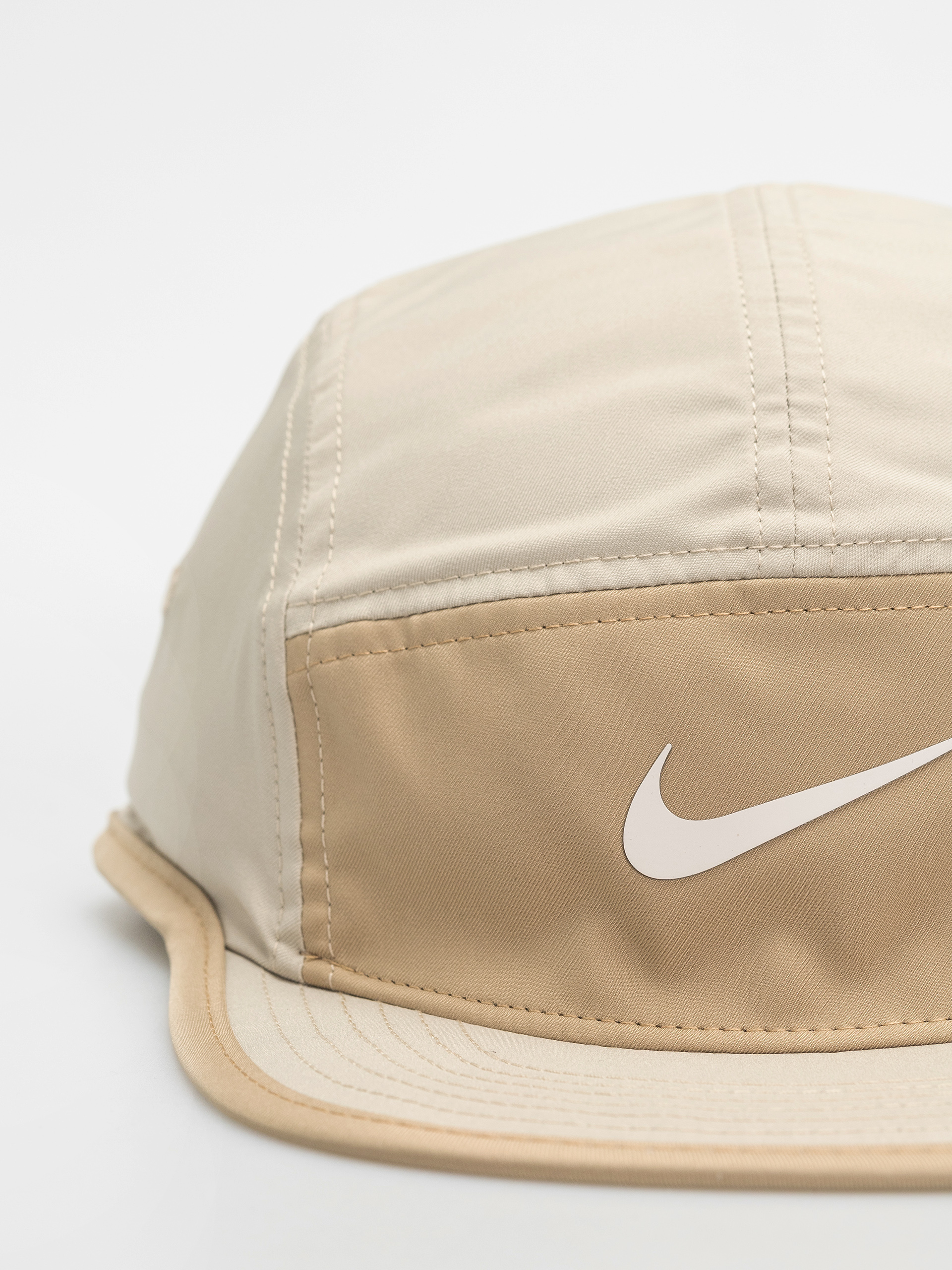 Șapcă Nike SB Dri Fit Fly (desert khaki/parachute beige/phantom)