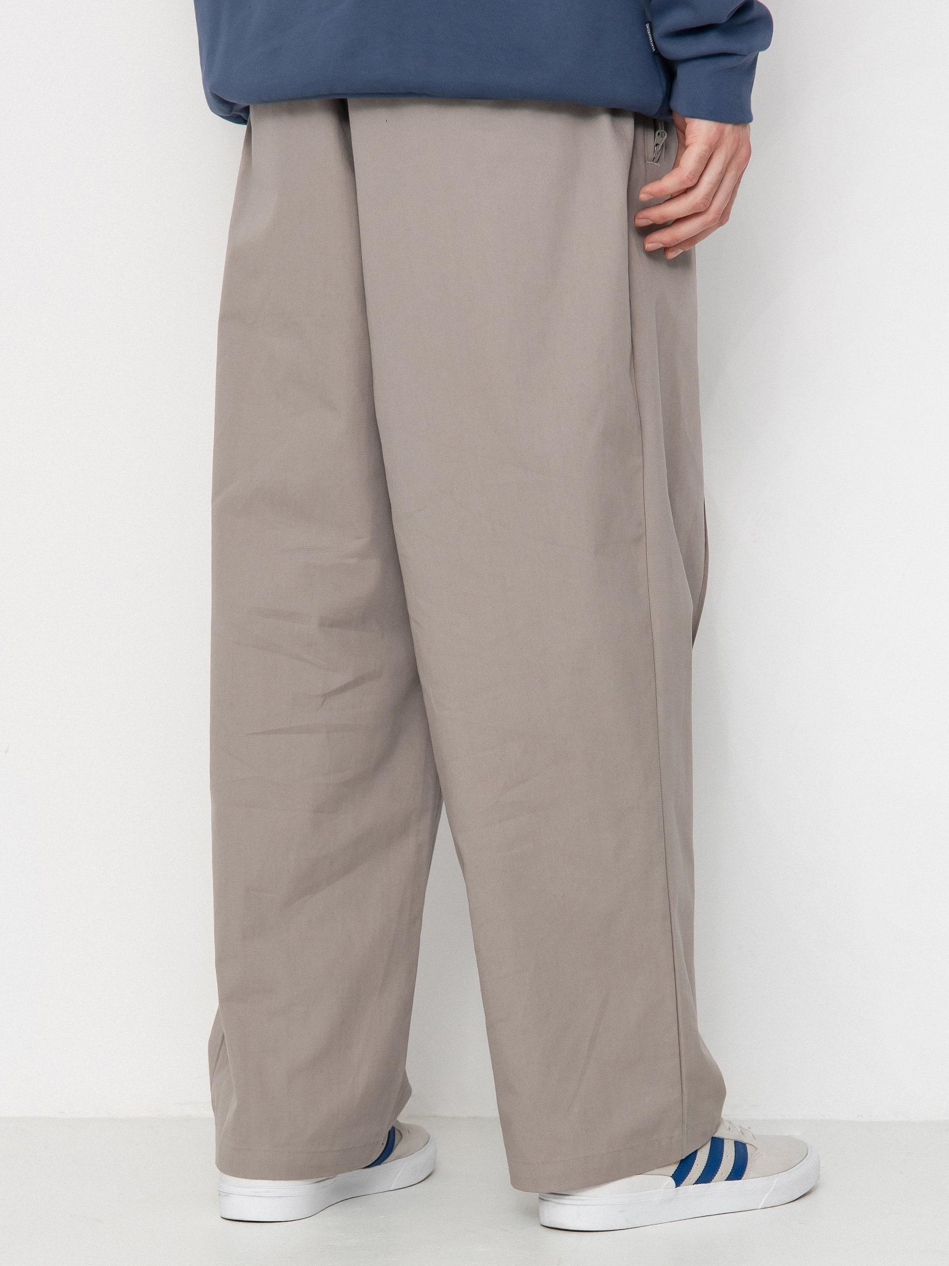 Pantaloni adidas Pintuck (putbei)