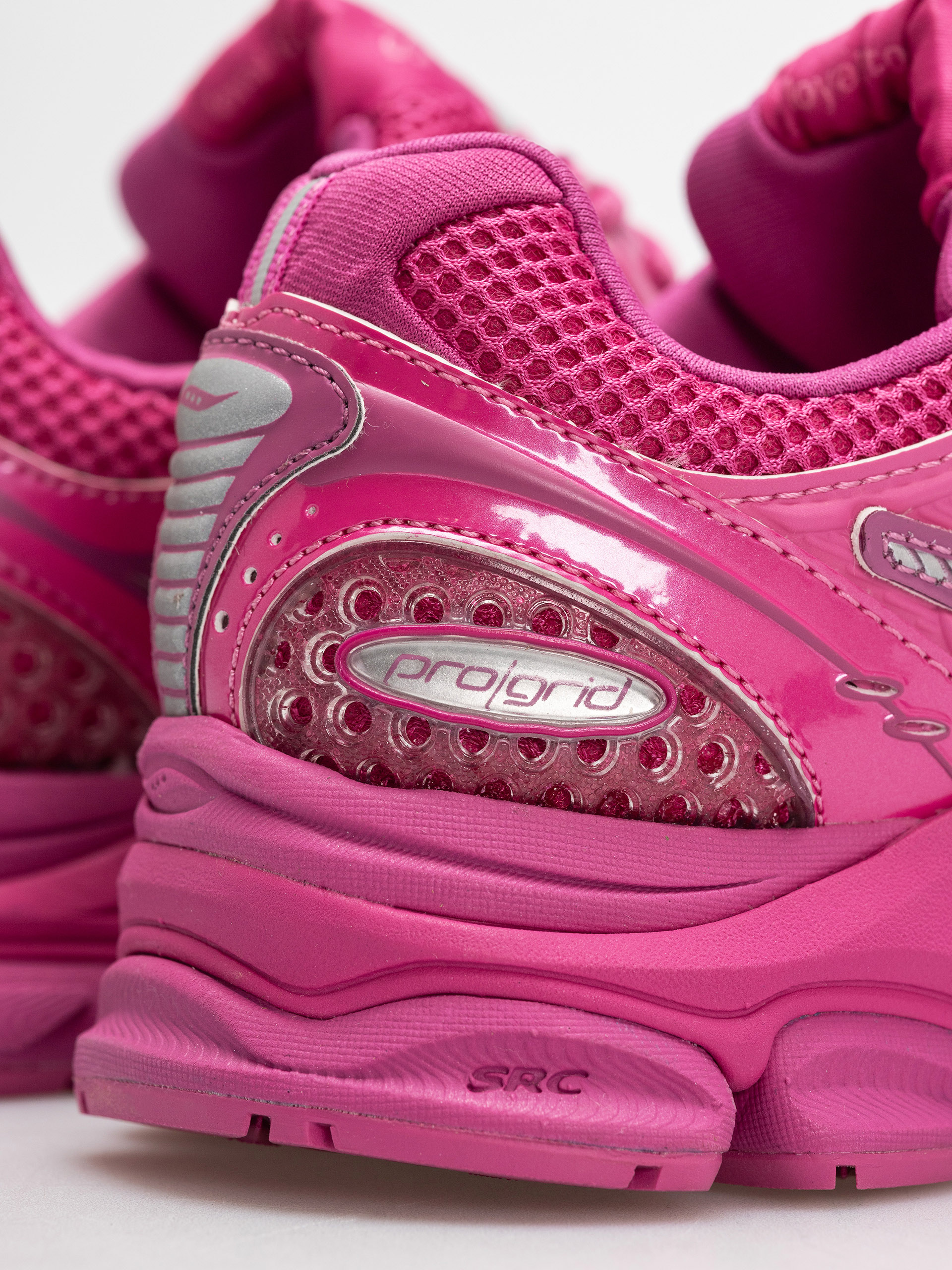 Pantofi Saucony Progrid Triumph 4 (pink)