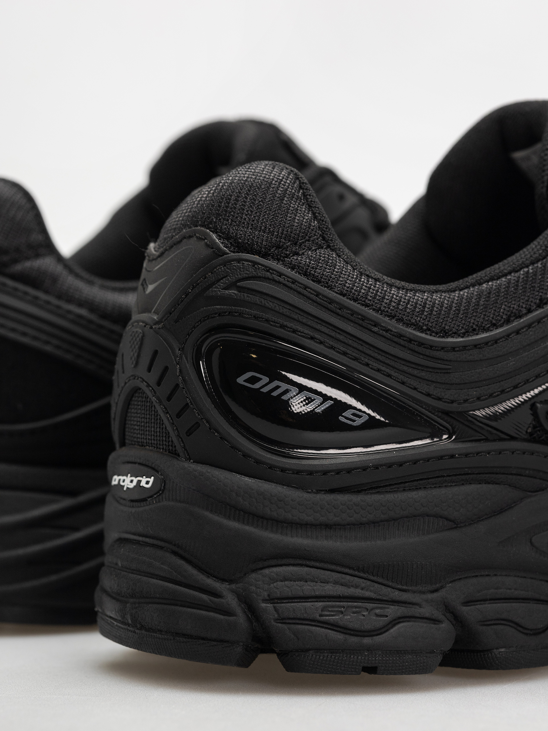 Pantofi Saucony Progrid Omni 9 (black)