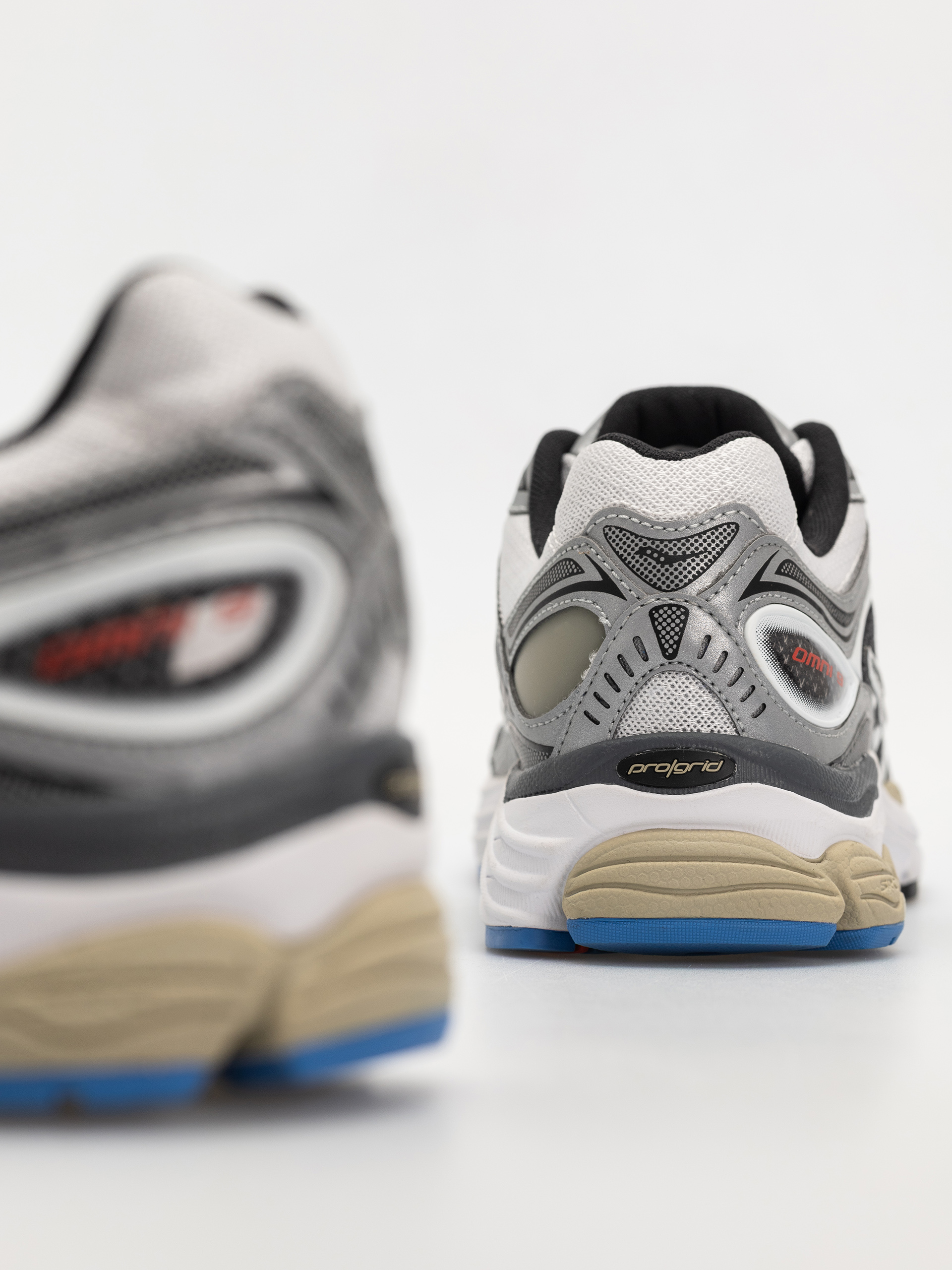 Pantofi Saucony Progrid Omni 9 (grey/silver)