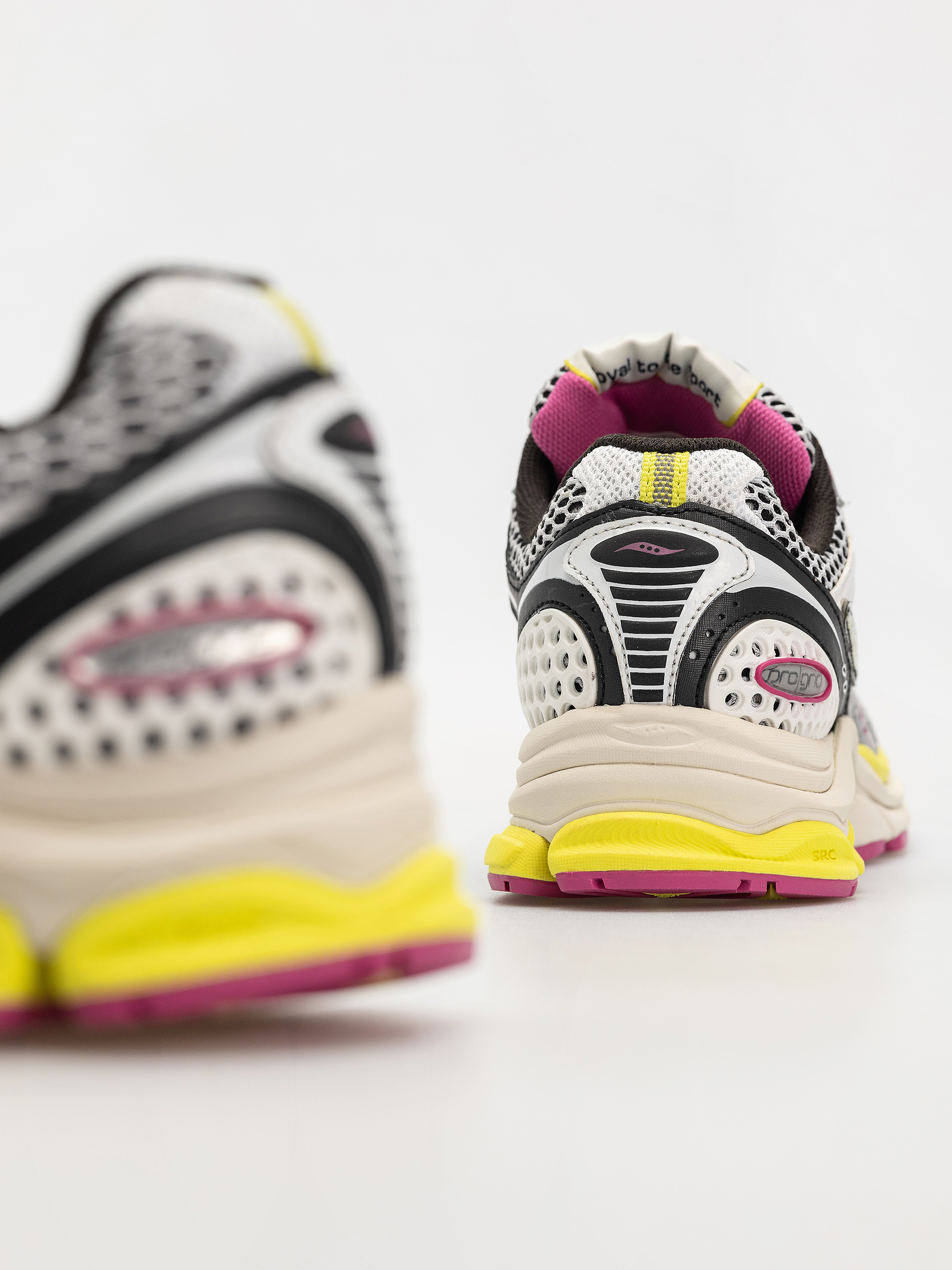 Pantofi Saucony Progrid Triumph 4 (white/fluo)