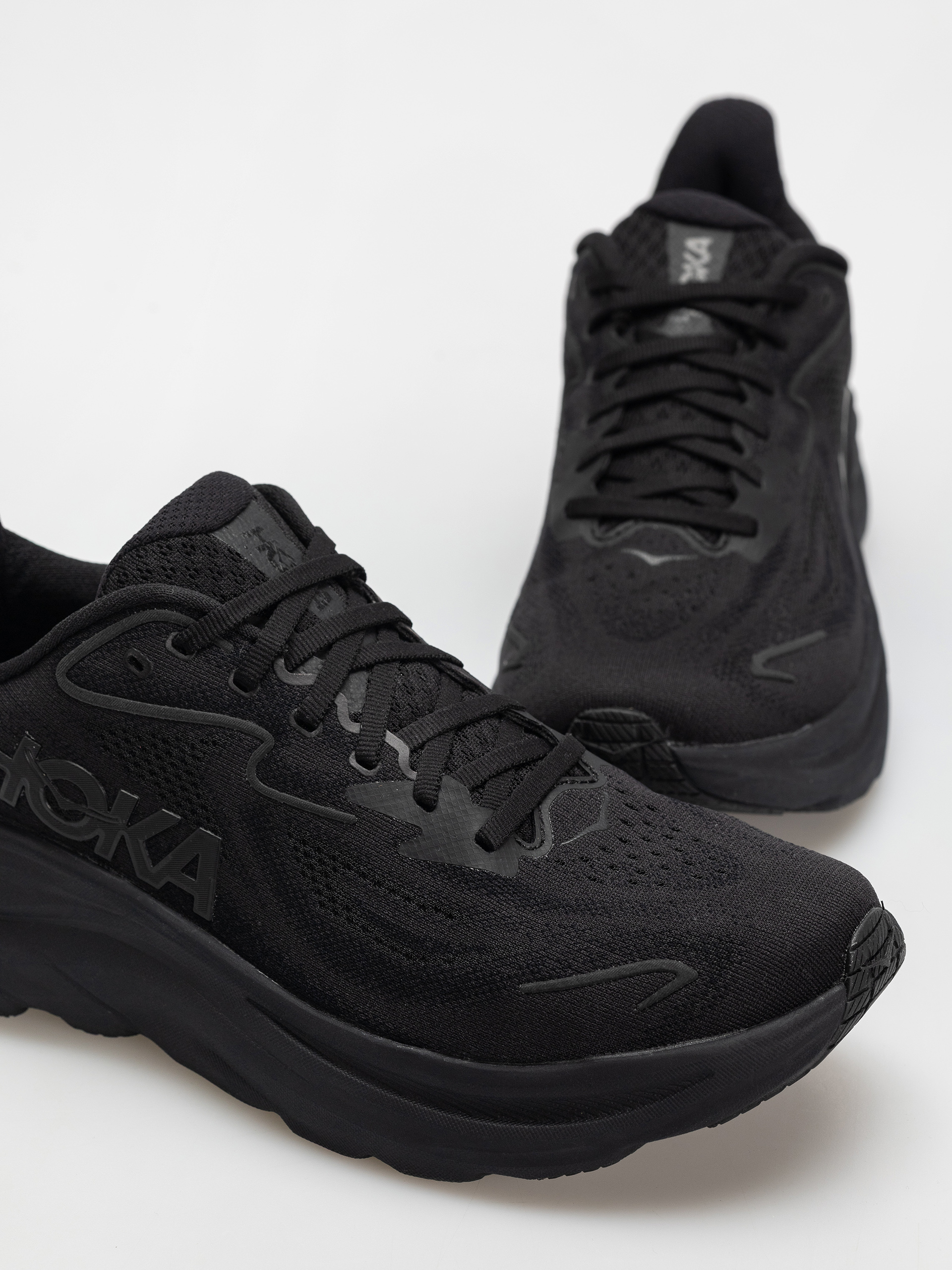 Pantofi Hoka Clifton 10 (black/black)