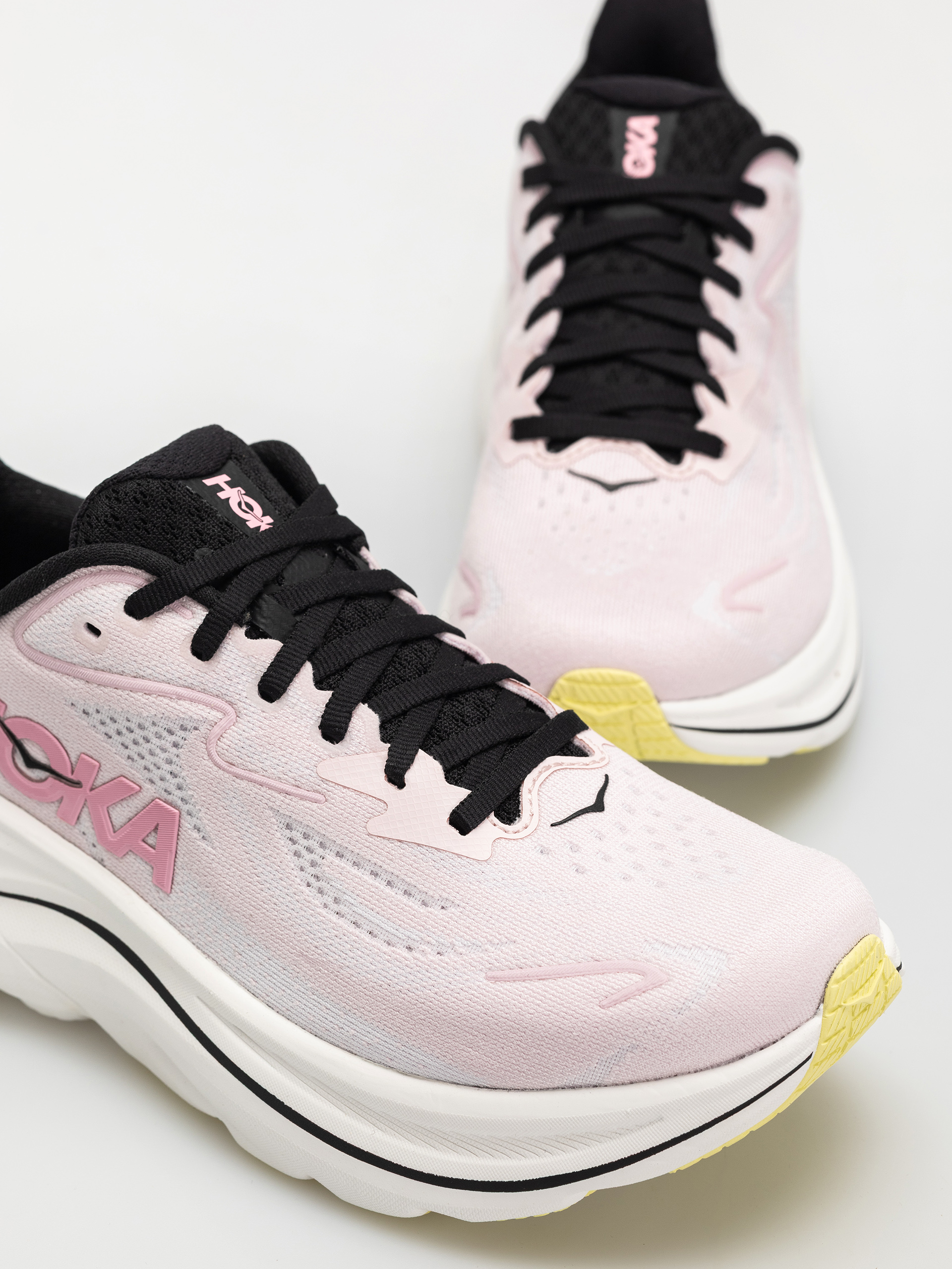 Pantofi Hoka Clifton 10 Wmn (carnation/starlight glow)