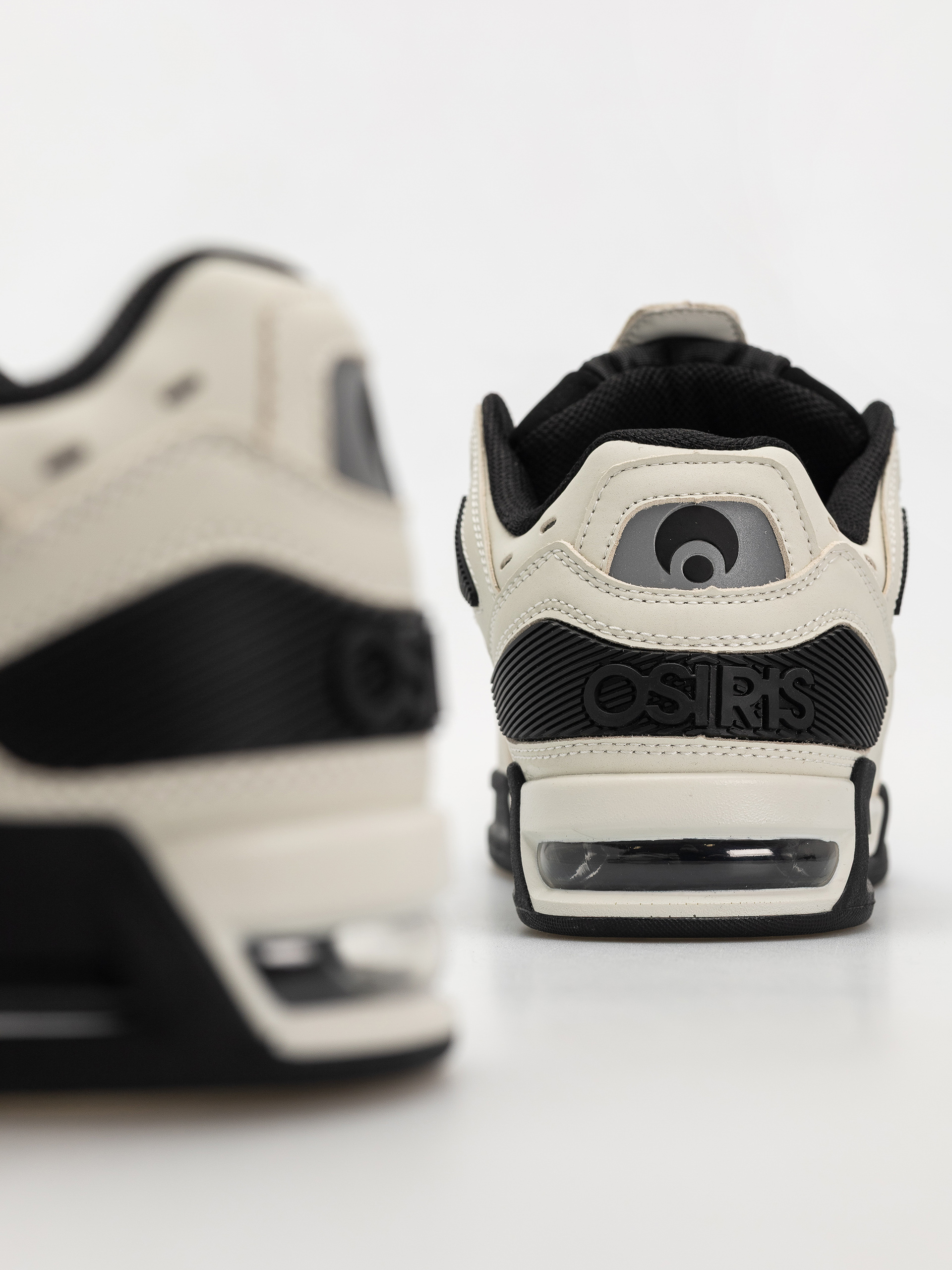 Pantofi Osiris Peril (eggshell/black)