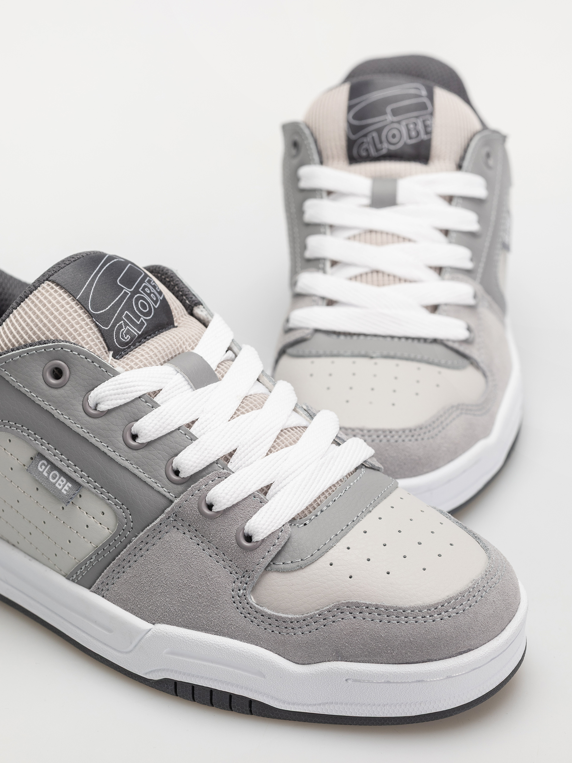 Pantofi Globe Mojo 2.0 (triple grey)