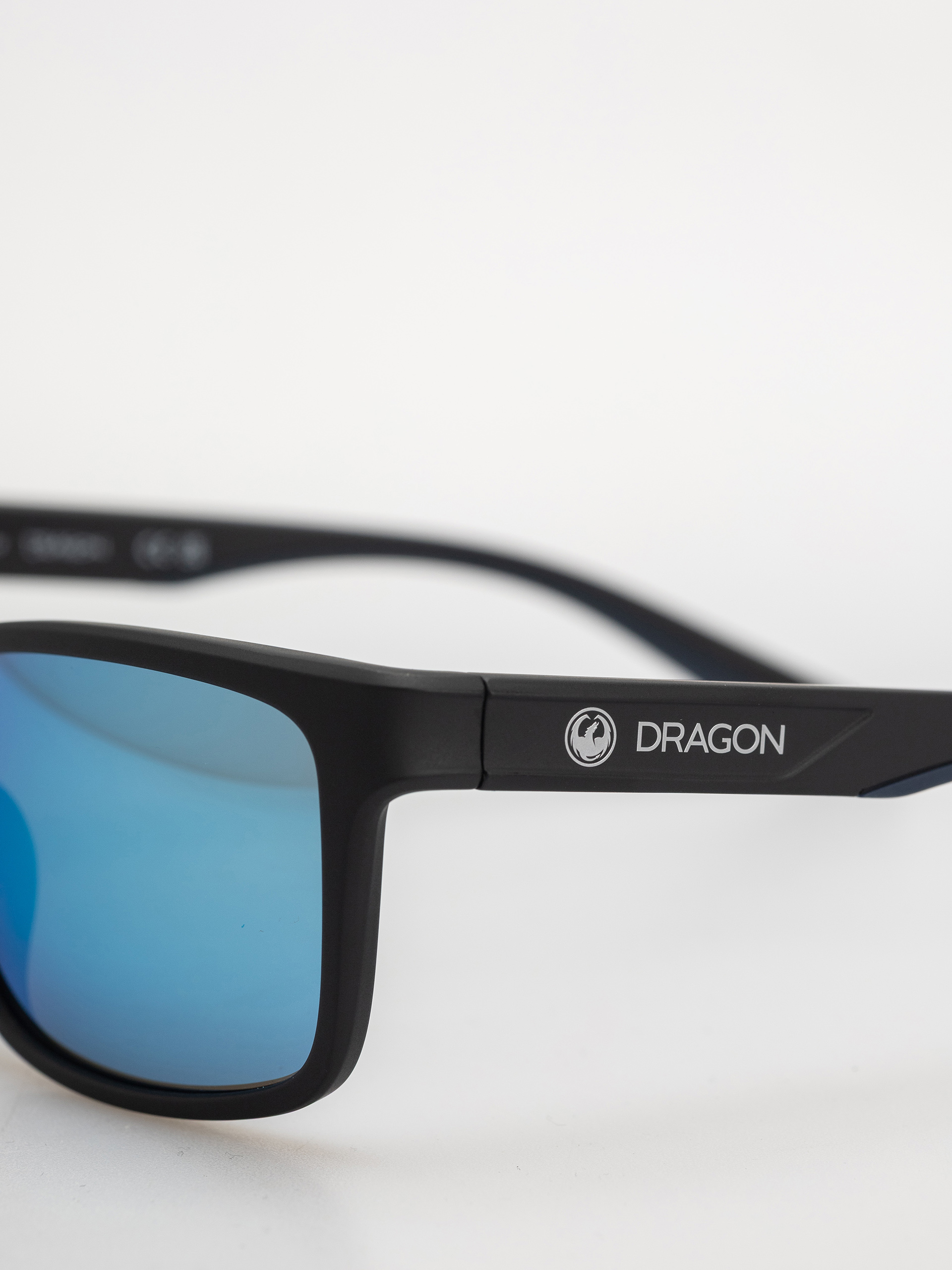 Ochelari de soare Dragon Blaise (matte black/lumalens blue ion)