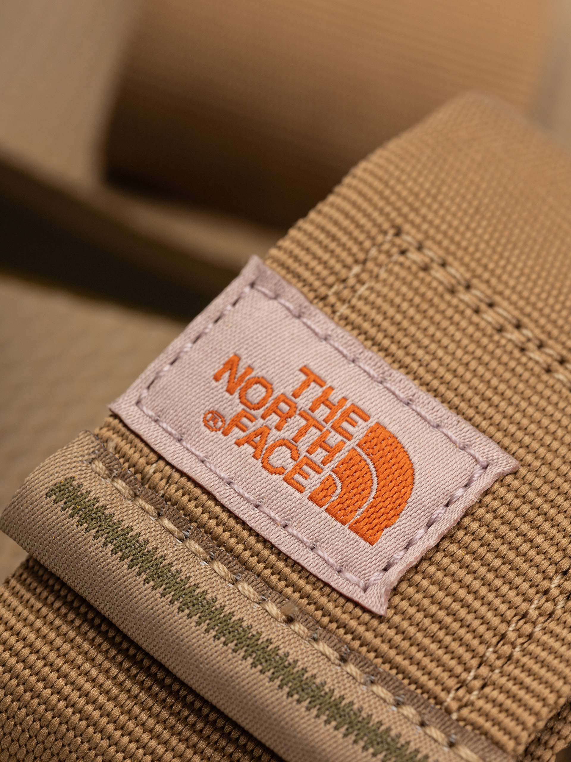 Sandale The North Face Skeena Platform Wmn (sahara/iron bronze)