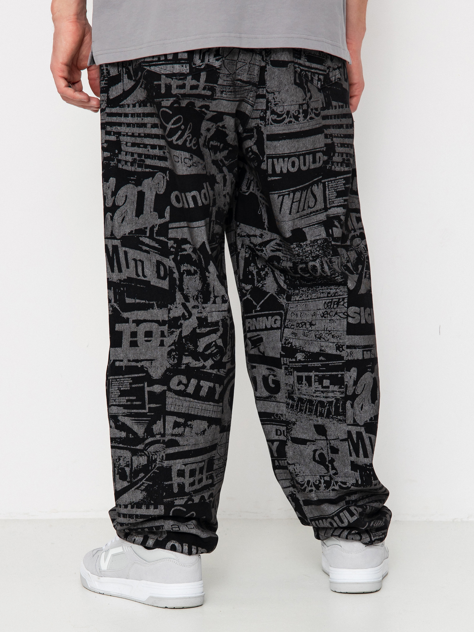 Pantaloni Wasted Paris Mind Casper (faded black/black)