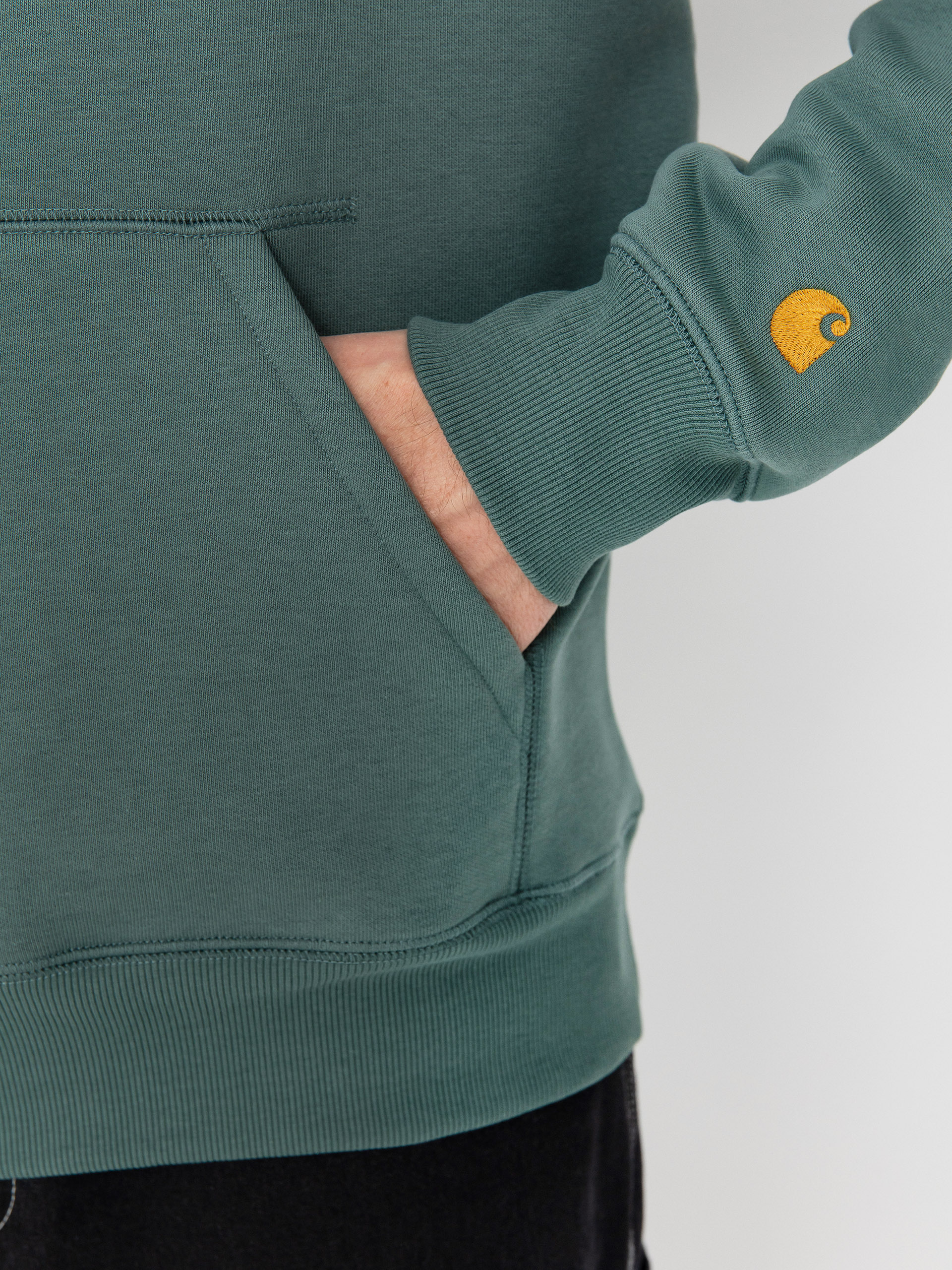 Hanorac cu glugă Carhartt WIP Chase HD (silver pine/gold)