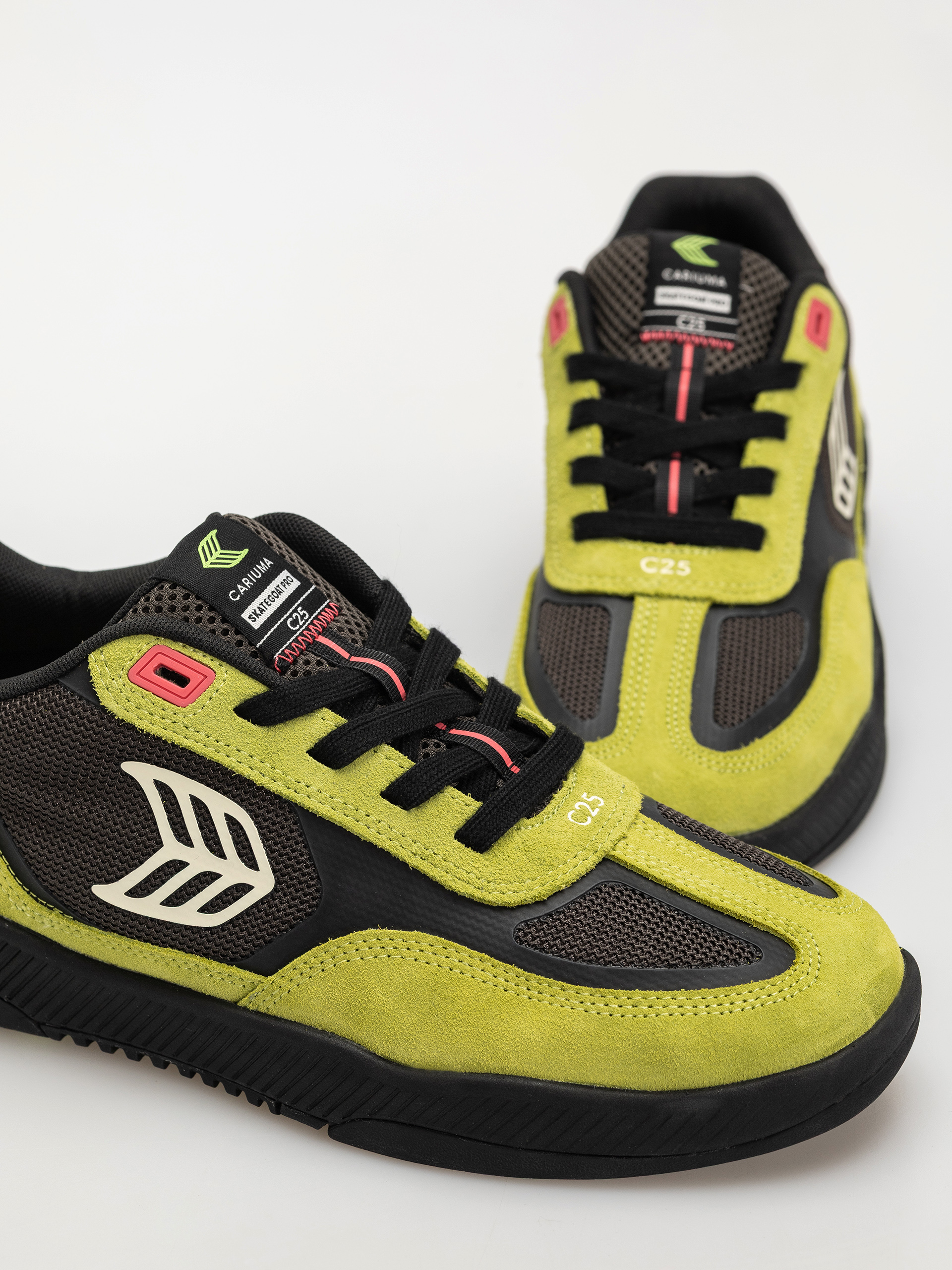 Pantofi Cariuma Skategoat C25 Pro (lime green suede black mesh ivory logo pink)
