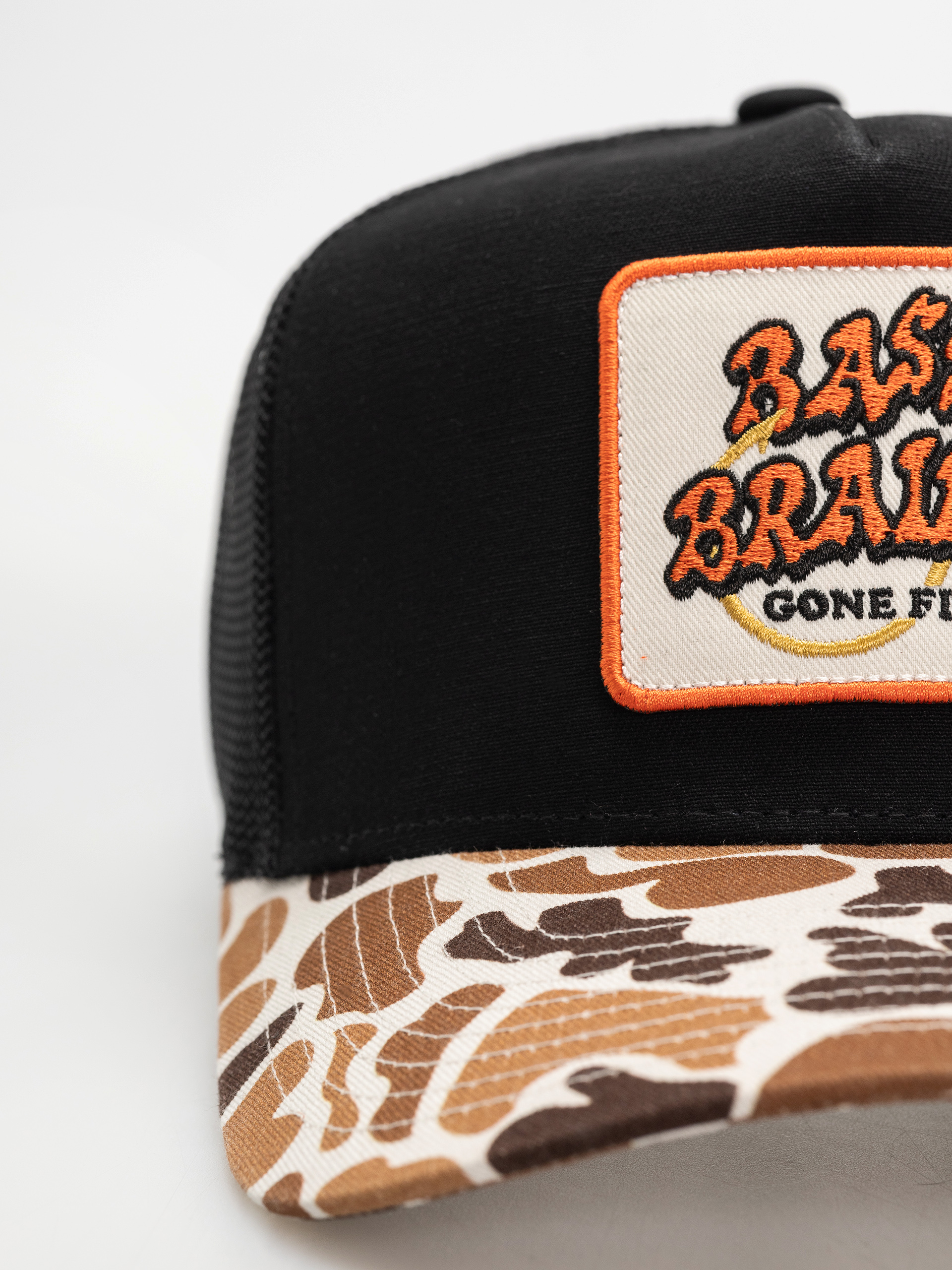 Șapcă Brixton Bass Brains Gf Mp Trucker (camo/black)