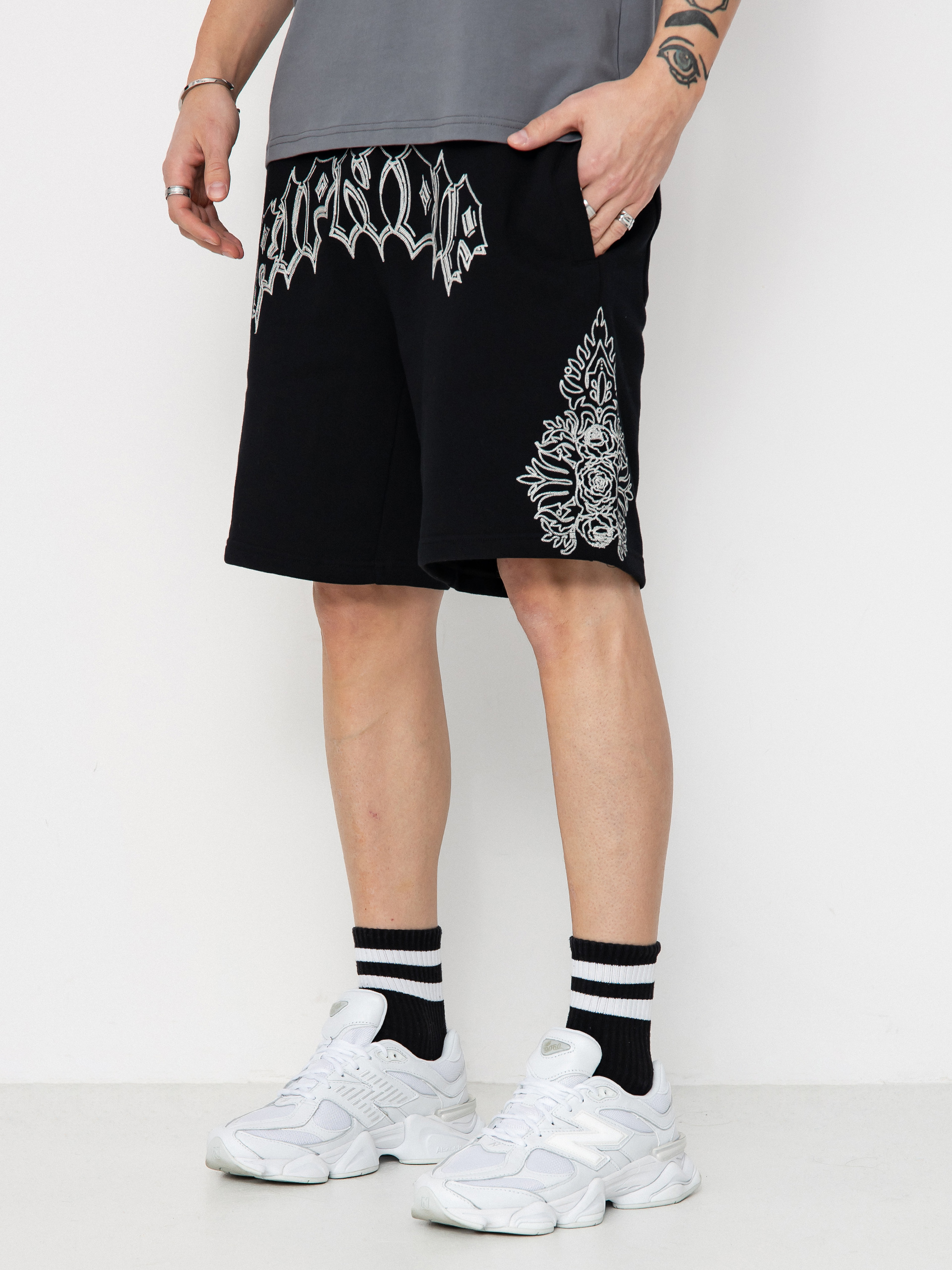 Pantaloni scurți RipNDip Mother Nerm (black)