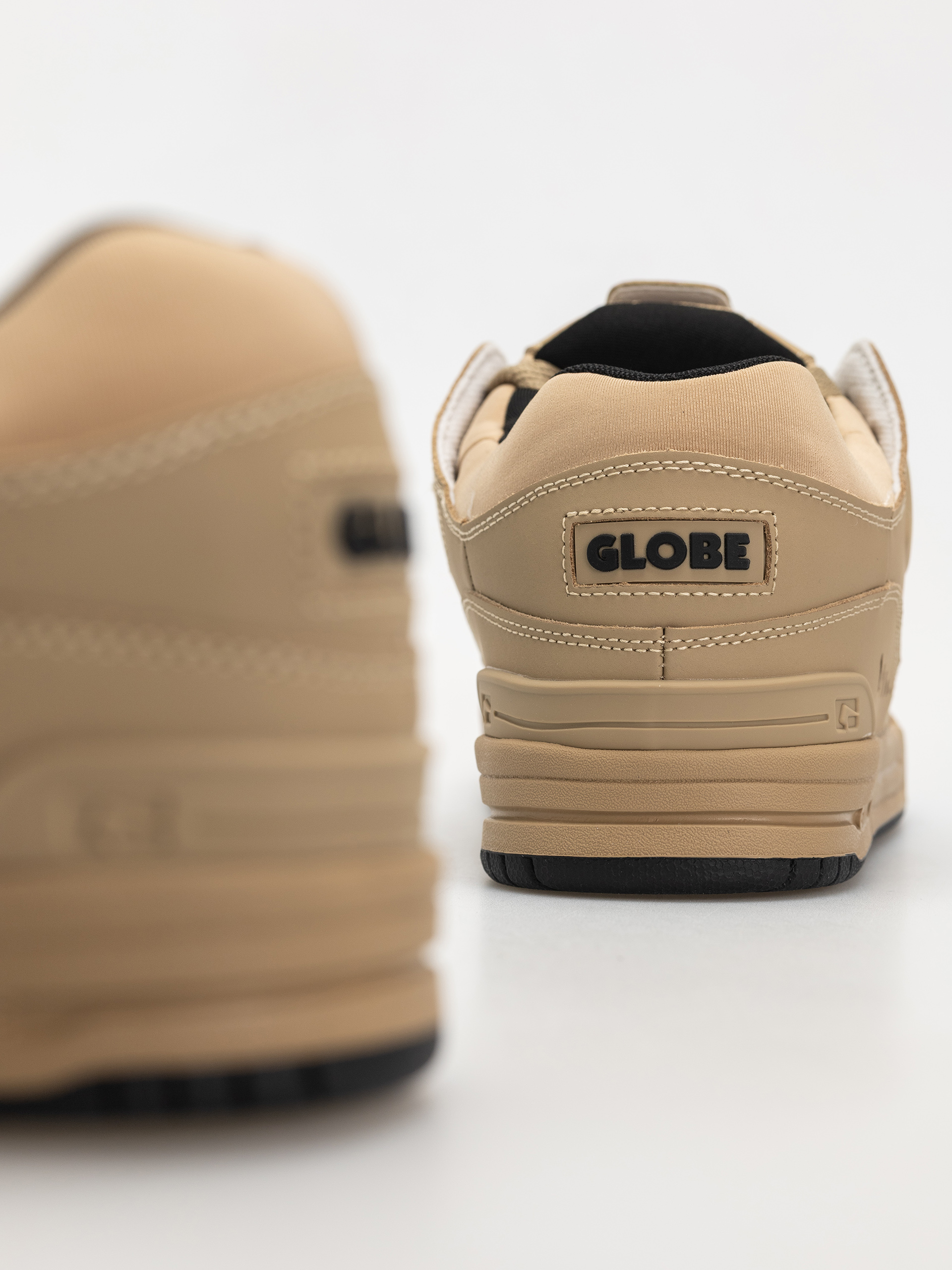 Pantofi Globe Fusion (ochre)