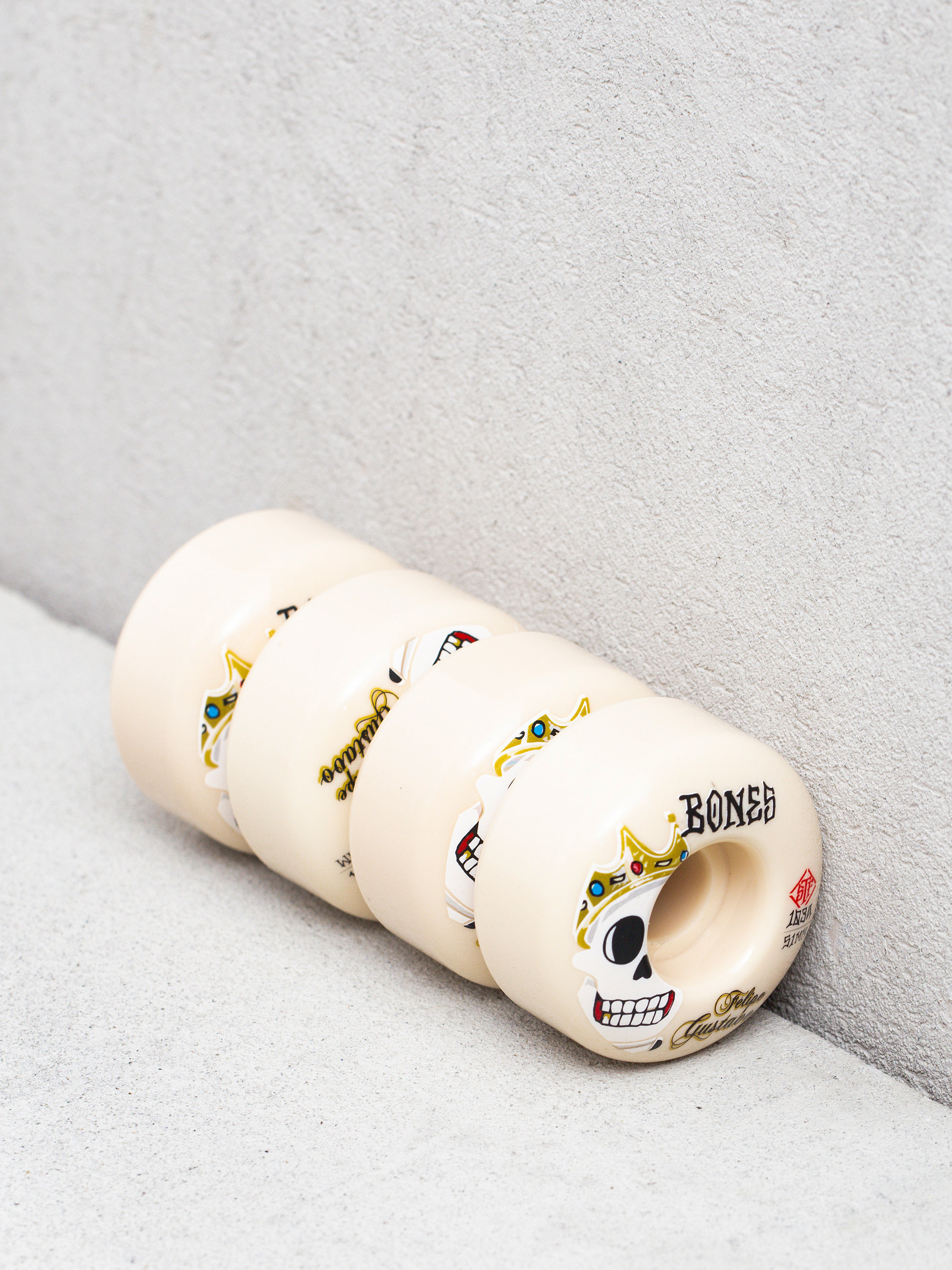 Role Bones Gustavo Notorious Streettech V1 103A (white)
