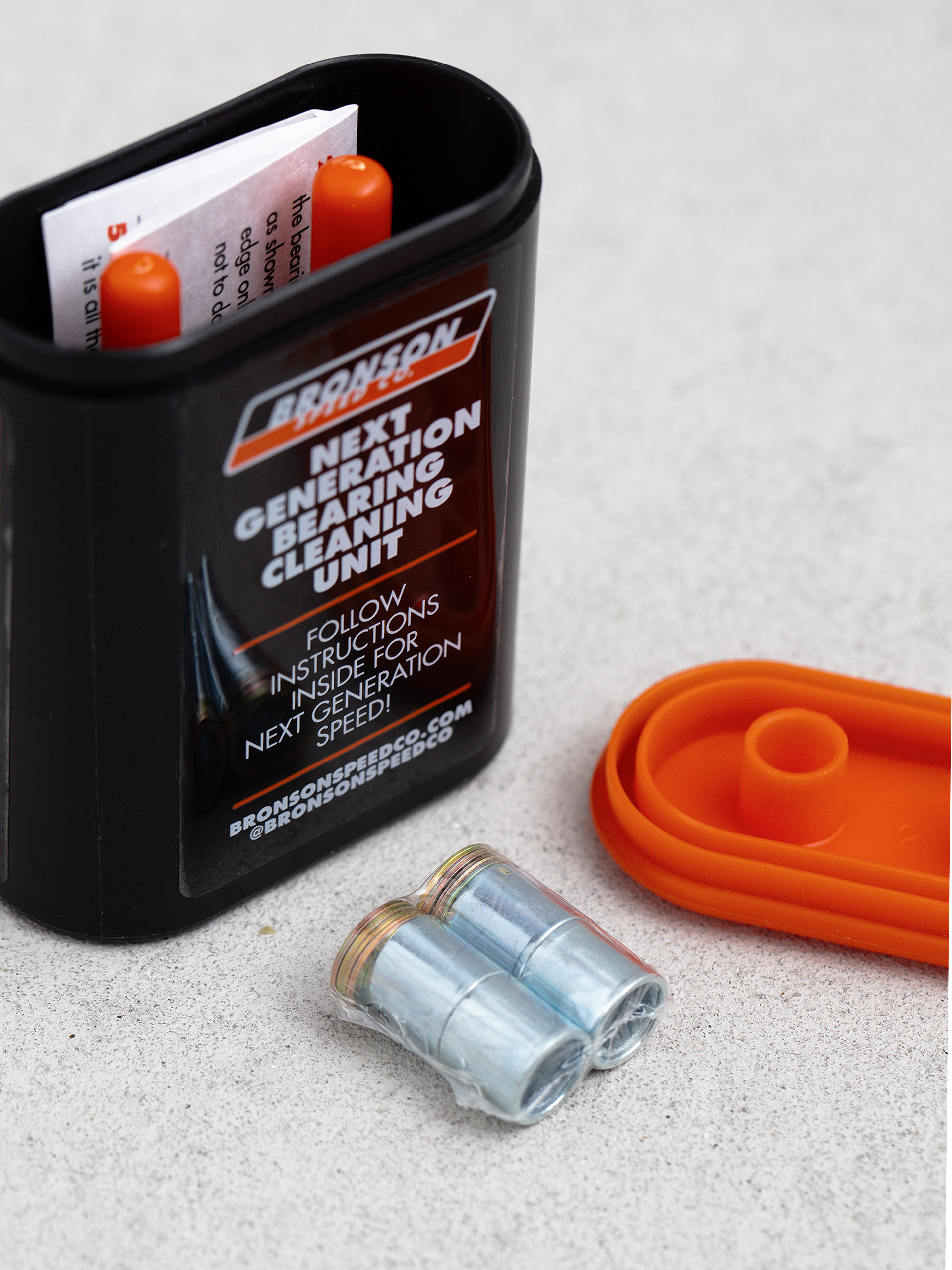 Akcesoria Bronson Cleaner do łożysk Bearing Cleaning Unit (black/orange)