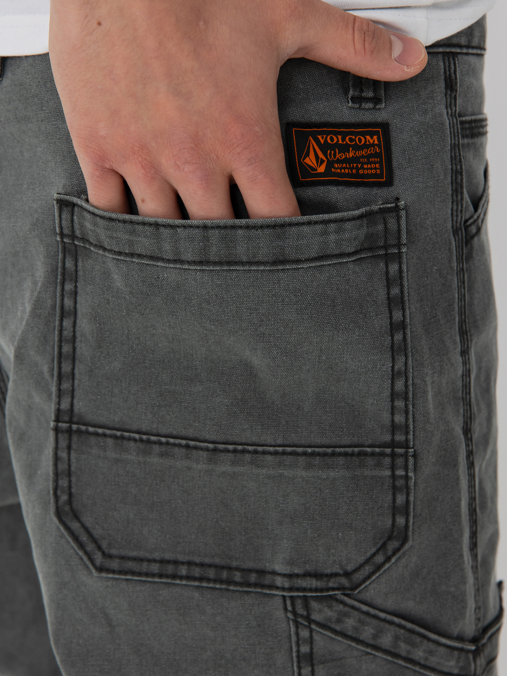 Pantaloni scurți Volcom Gage Work 21 (stealth)