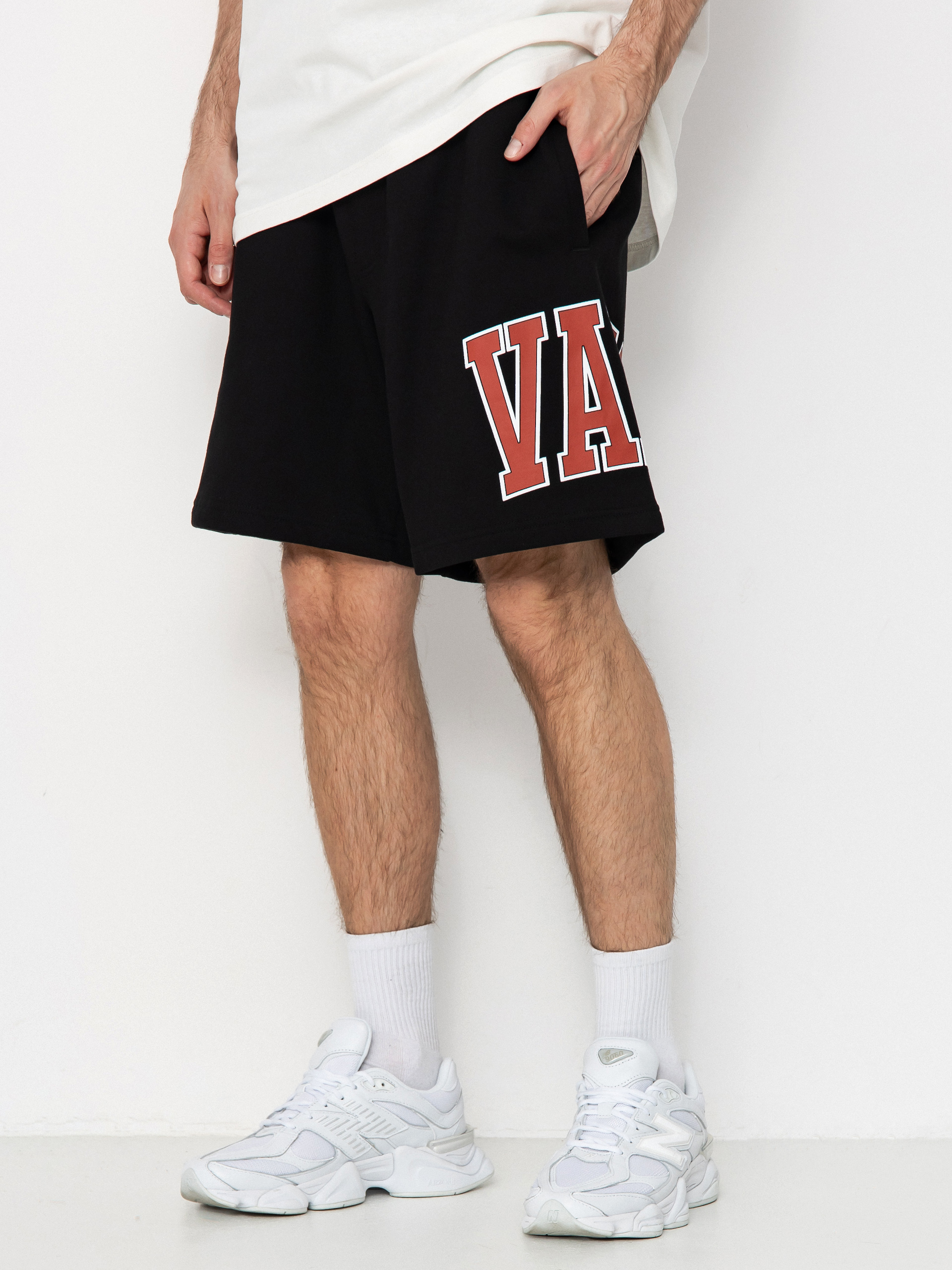 Pantaloni scurți Vans Inter V Loose Fleece (black)