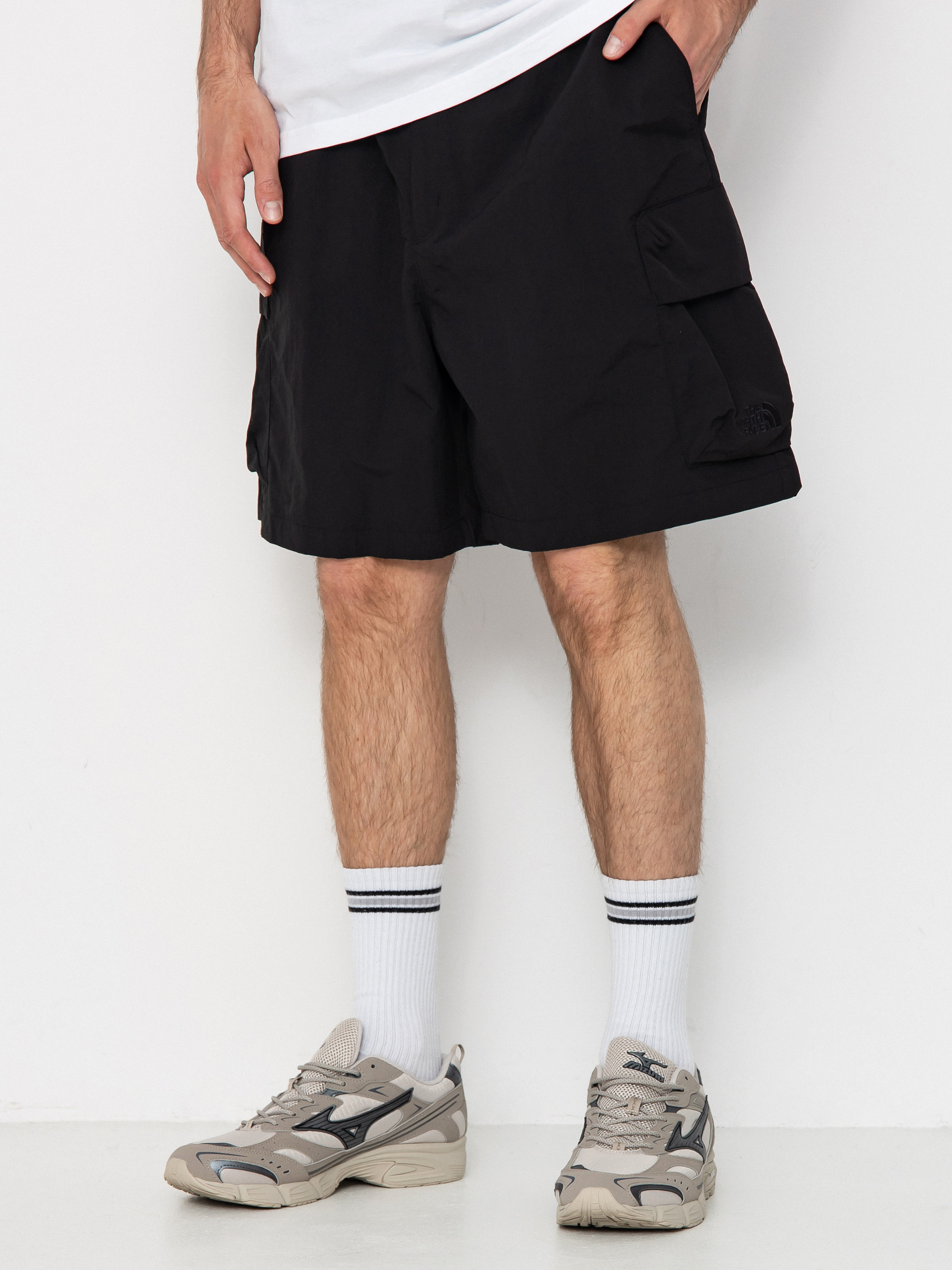 Pantaloni scurți The North Face Cargo Pocket (tnf black)
