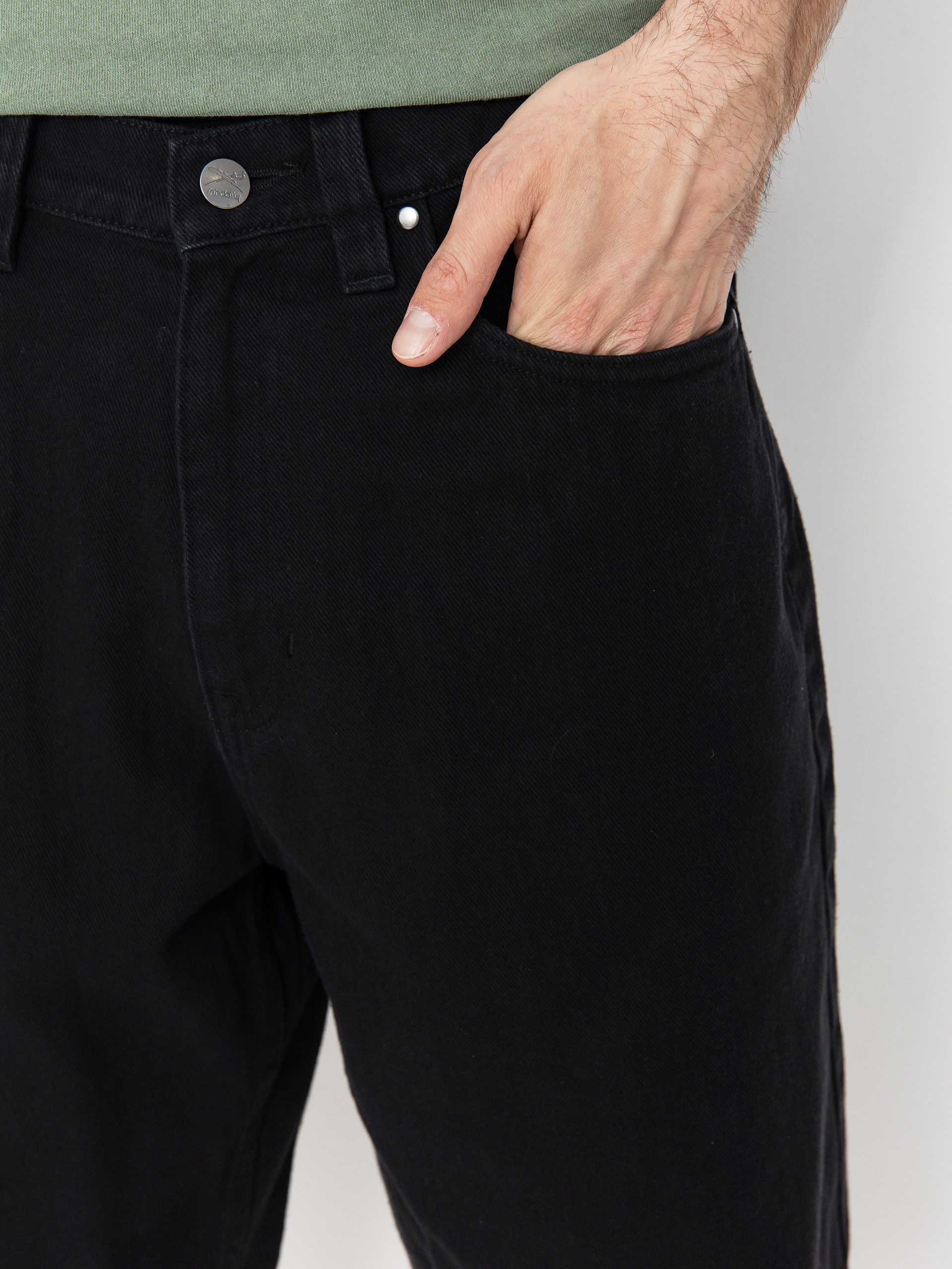 Pantaloni scurți Iriedaily Nanolo (black)