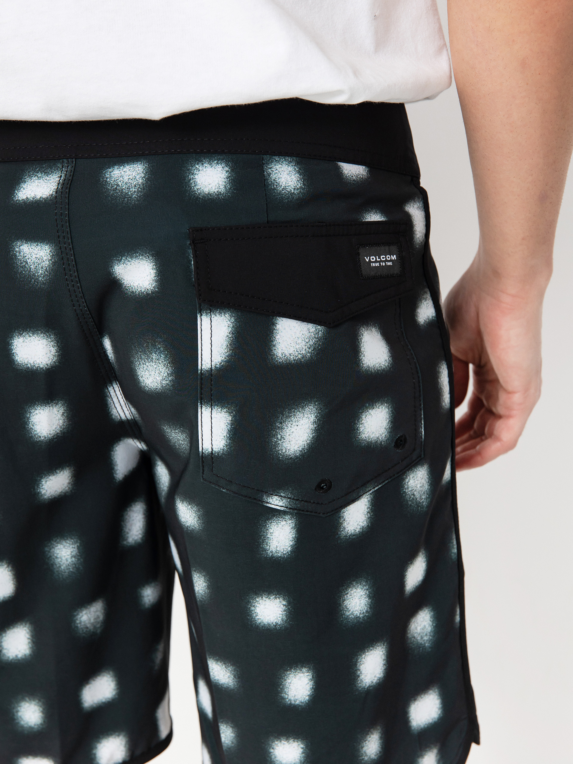 Șort Volcom Infuse Scallop Mod 19 (black)