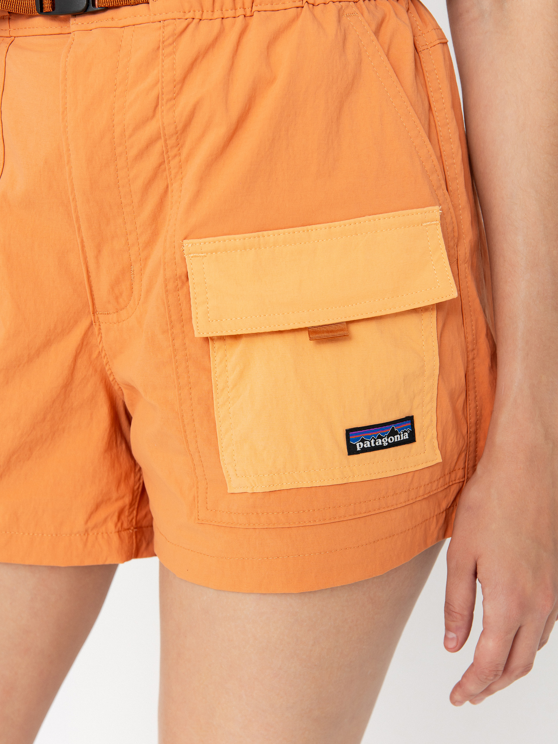 Pantaloni scurți Patagonia Outdoor Everyday Wmn (rock melon)