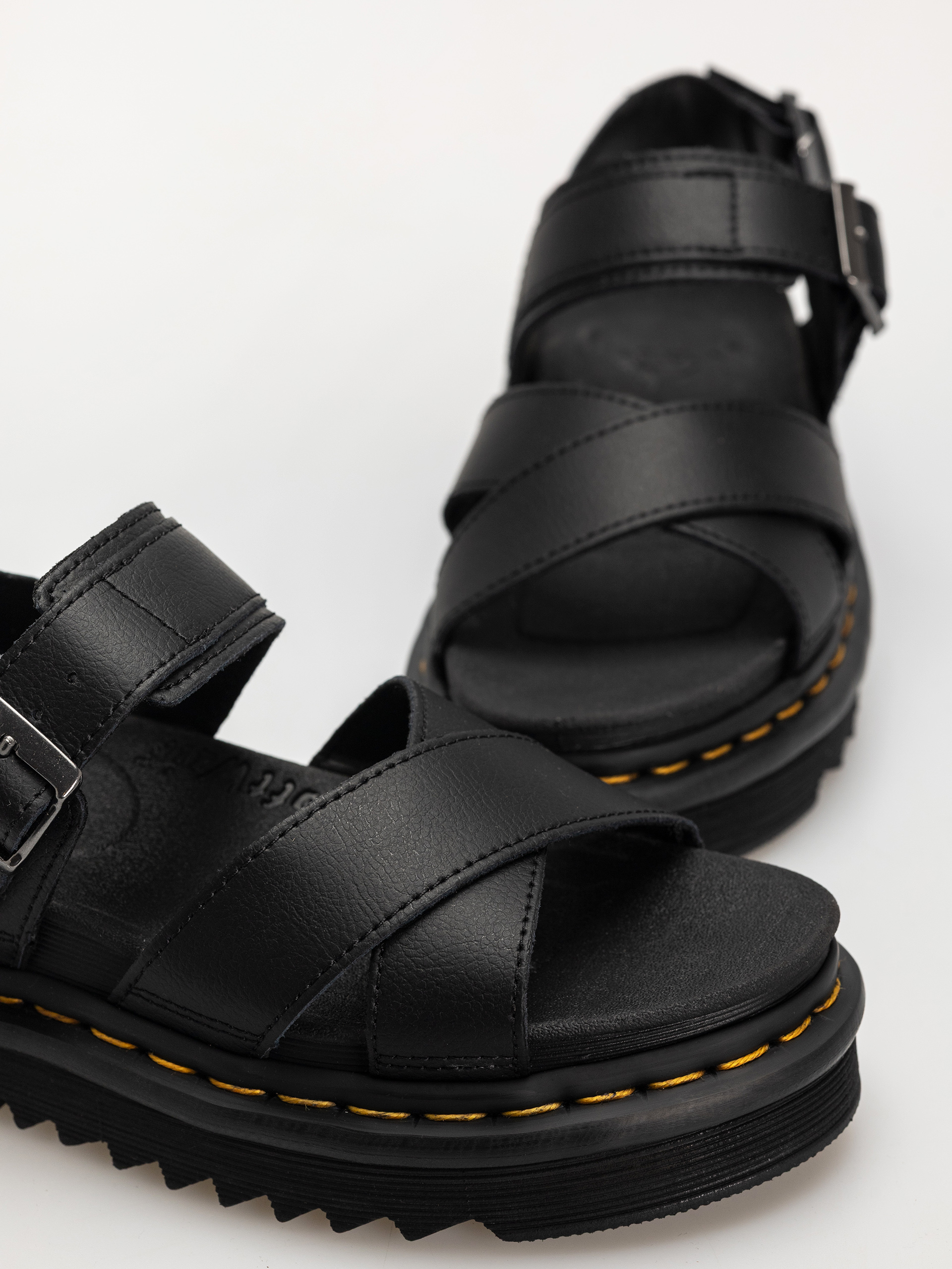 Sandale Dr. Martens Voss II Wmn (black athena)