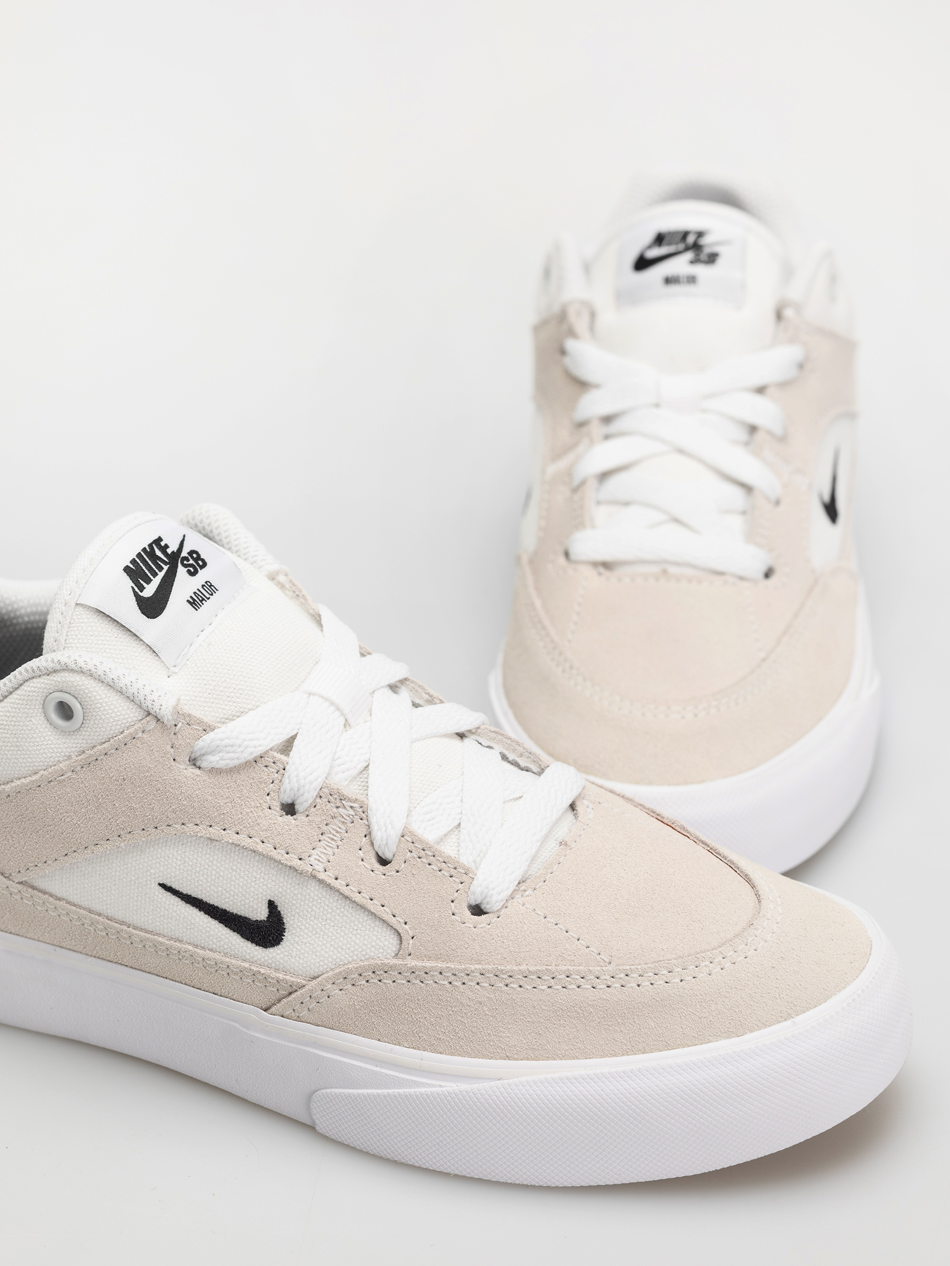 Pantofi Nike SB Malor JR (white/black summit white gum light brown)