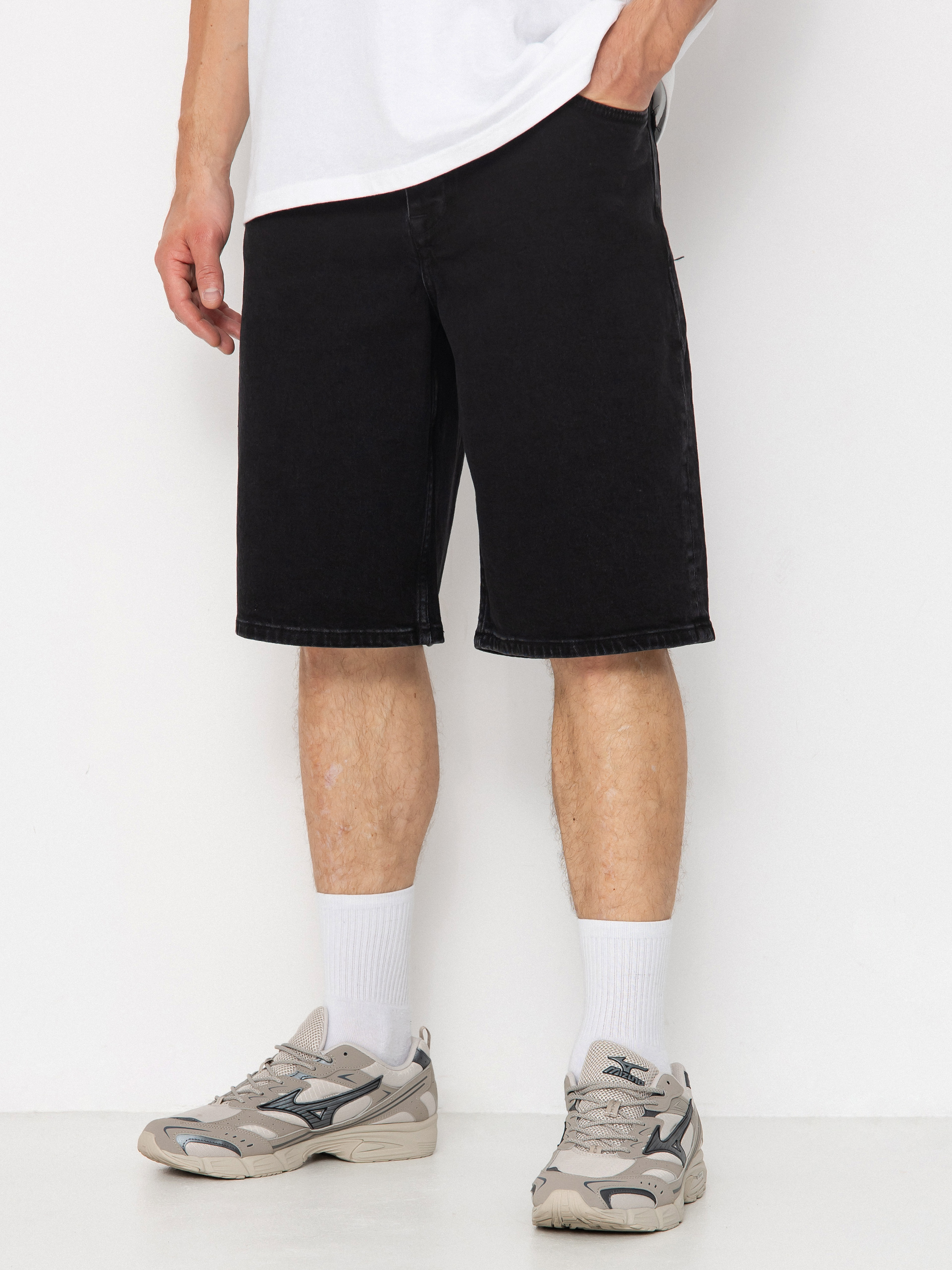 Pantaloni scurți Homeboy X Tra Baggy (washed black)