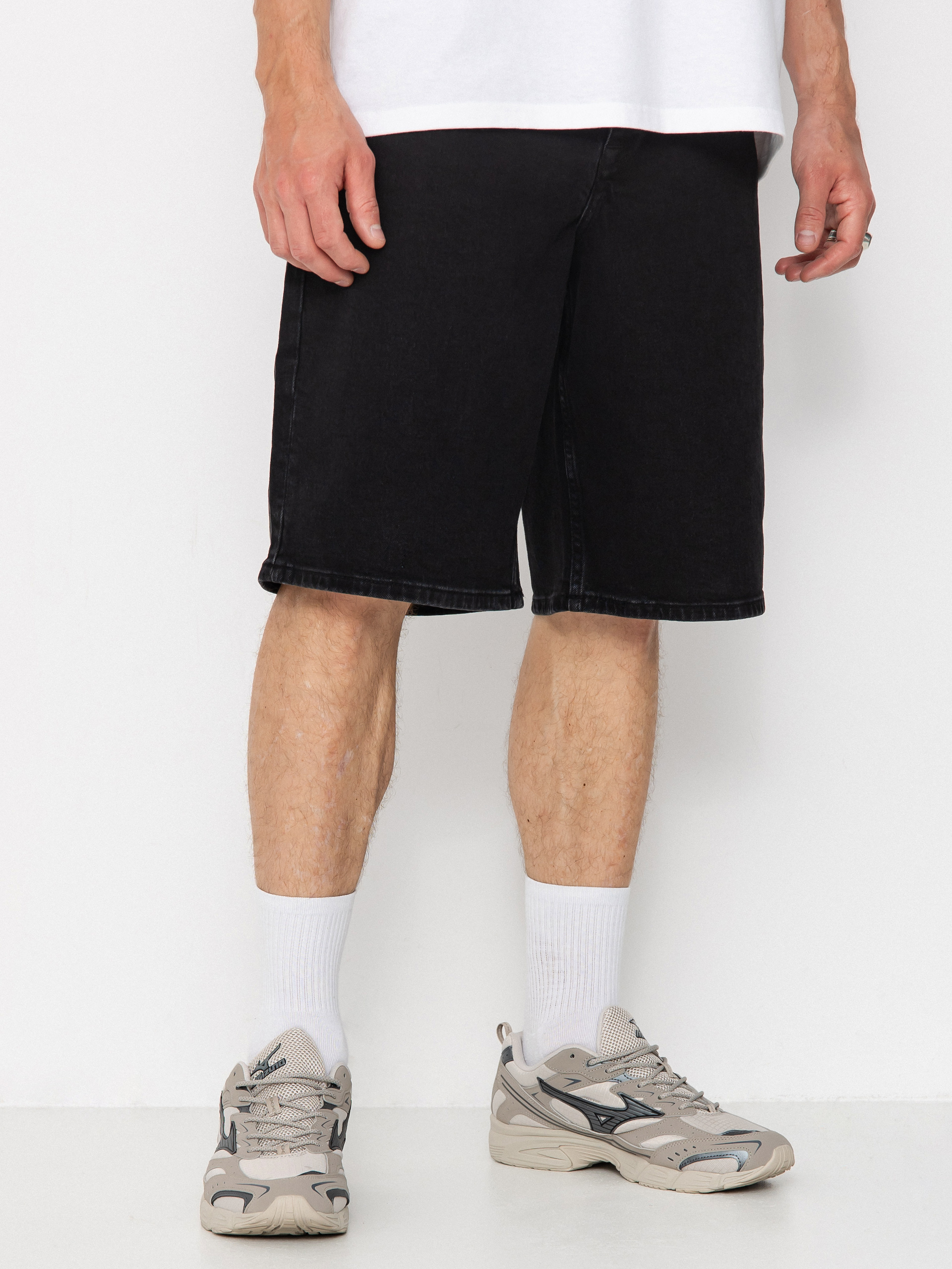 Pantaloni scurți Homeboy X Tra Baggy (washed black)