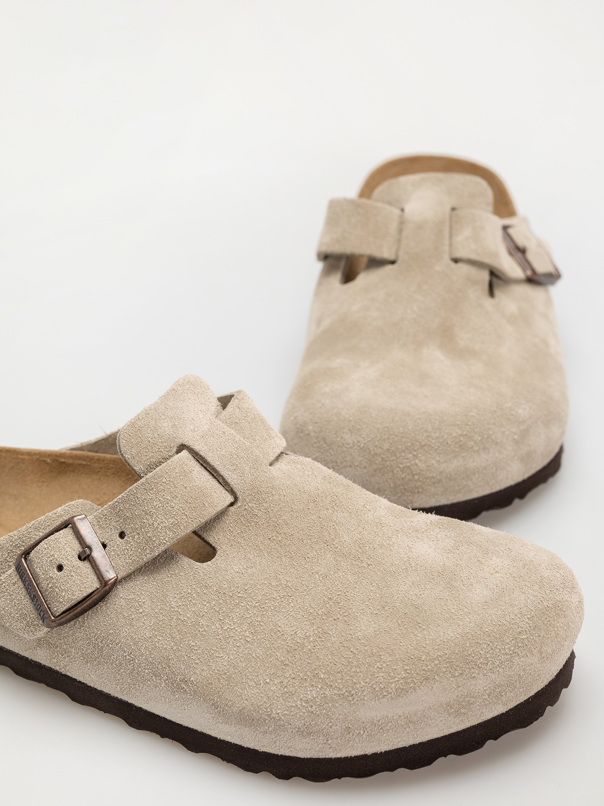 Șlapi Birkenstock Boston Suede Leather Regular (taupe)