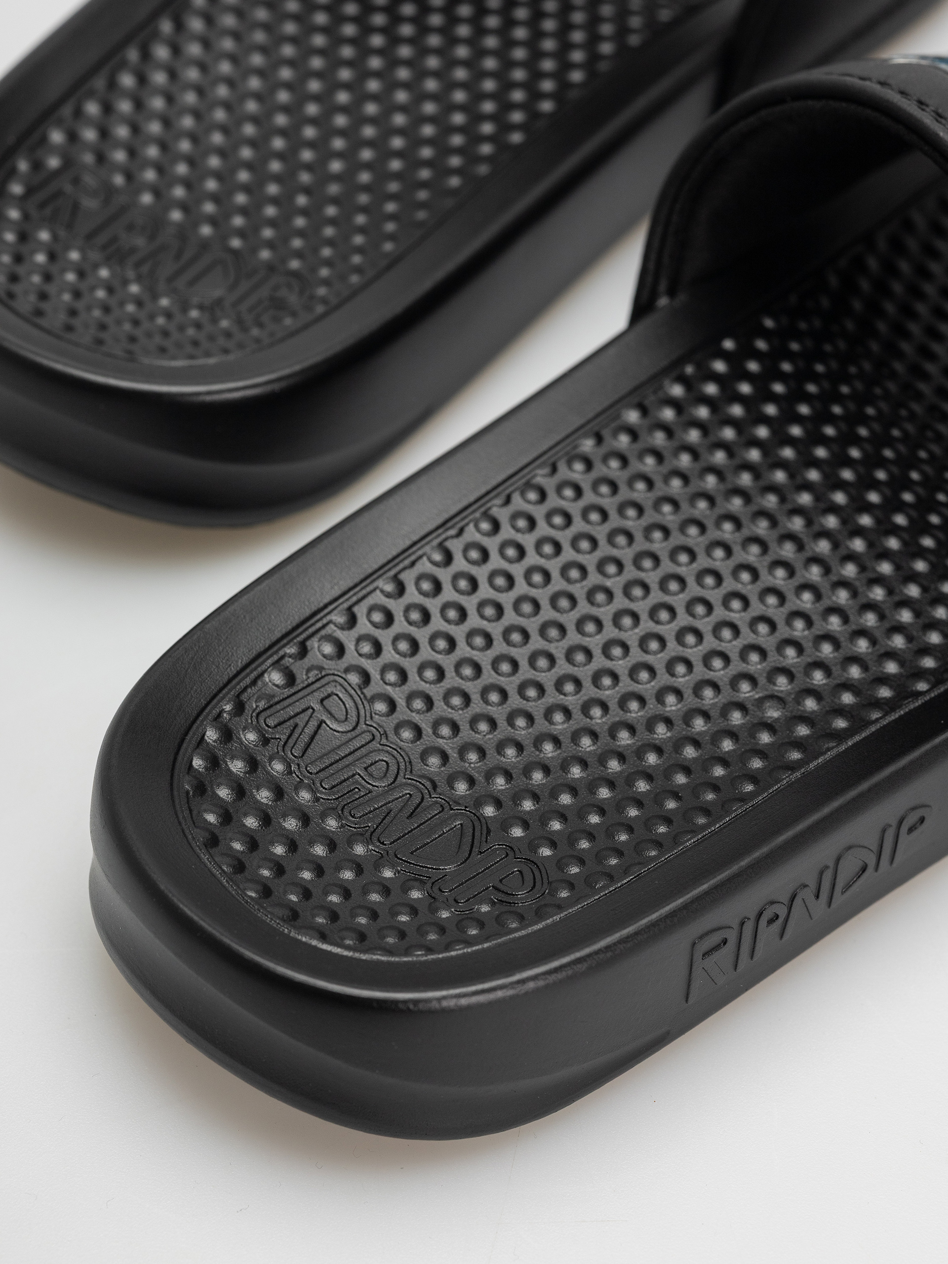 Șlapi RipNDip Shen Nerm (black)