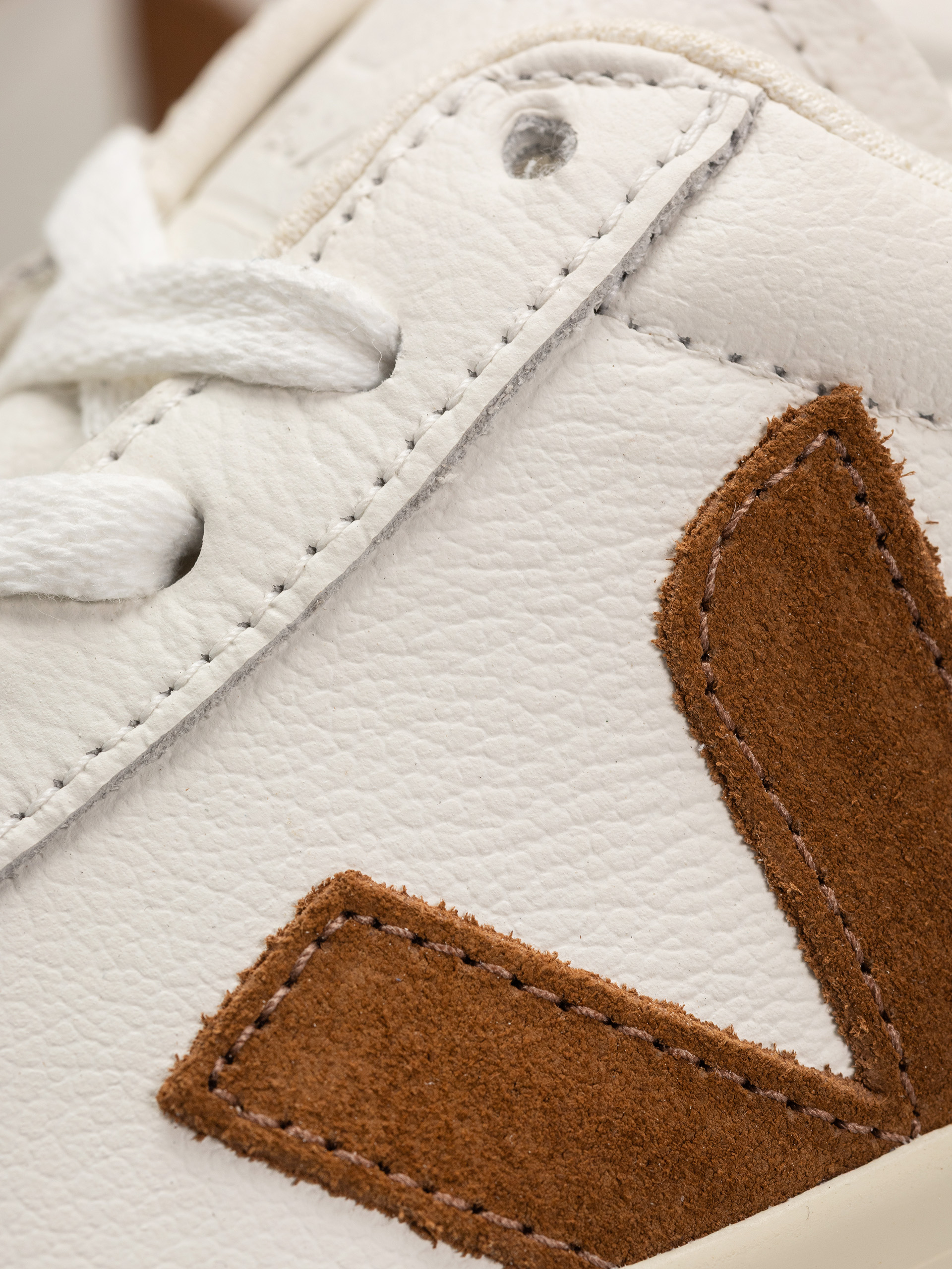 Pantofi Veja Campo Wmn (white cognac)