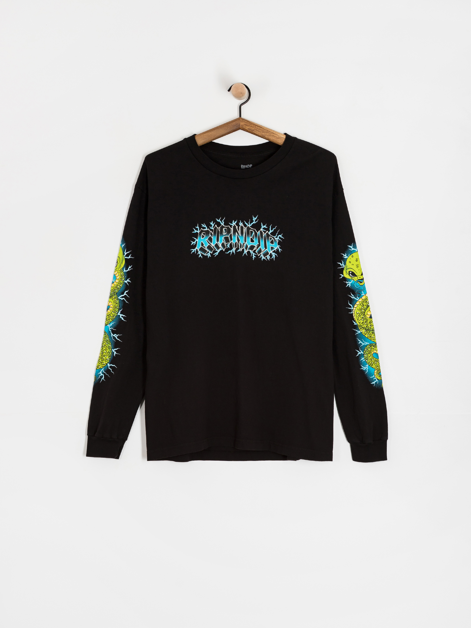 Longsleeve RipNDip Skull And Bones (black)