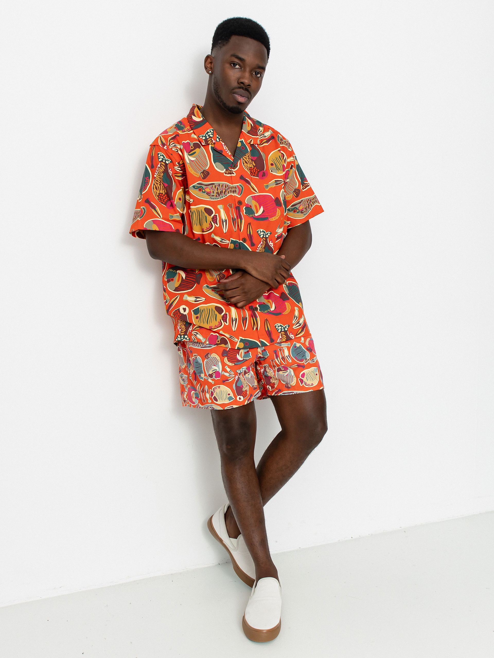 Cu0103mau0219u0103 Patagonia Tidal Threads Camp (wrasse/pollinator orange)