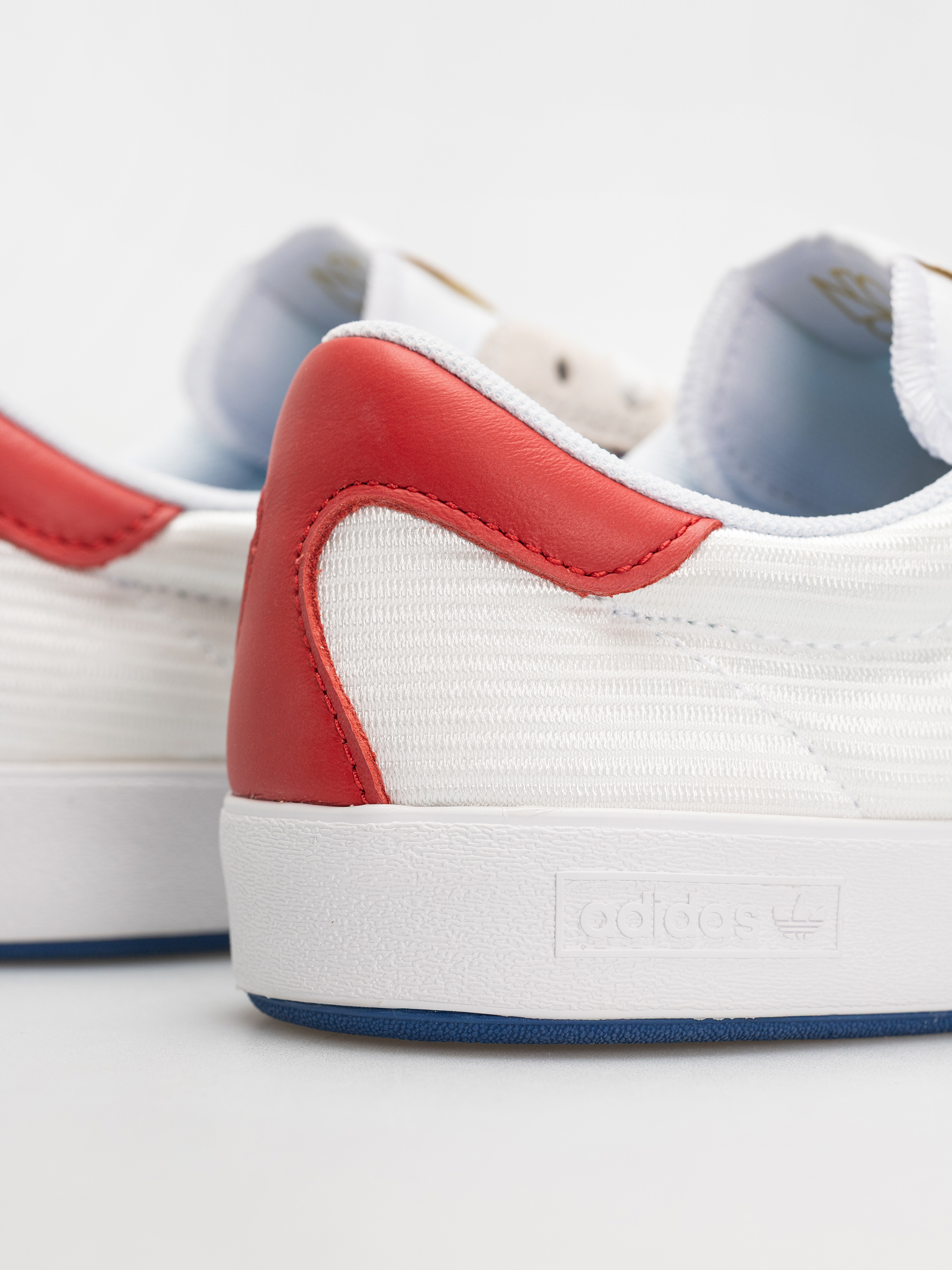 Pantofi adidas Nora (ftwwht/royblu/betsca)