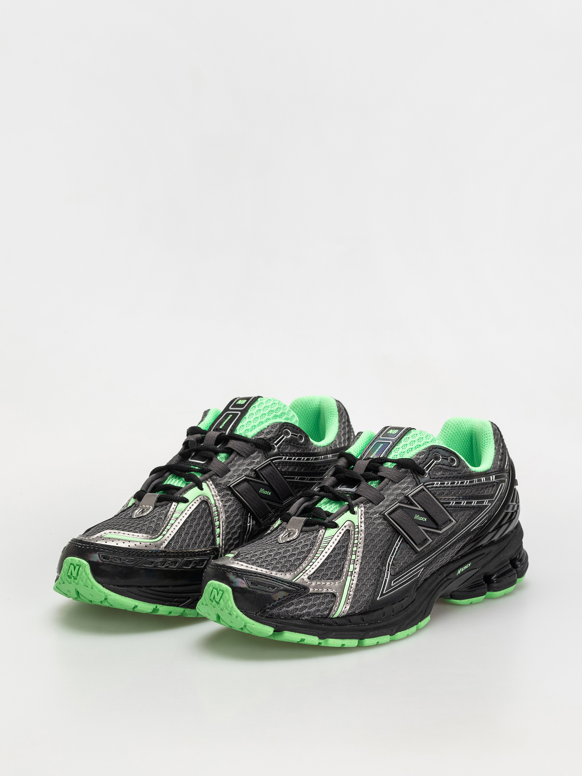 Pantofi New Balance 1906 (dark silver metallic)