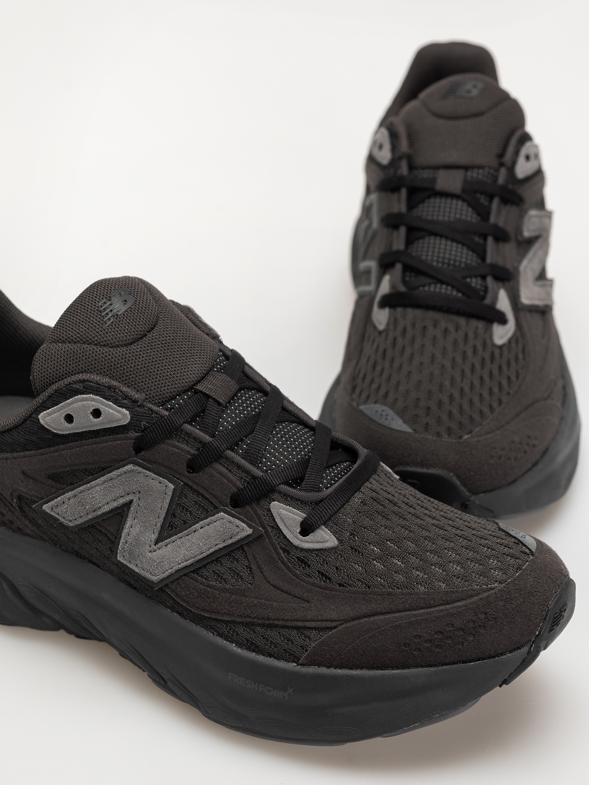 Pantofi New Balance Trn (black cement)