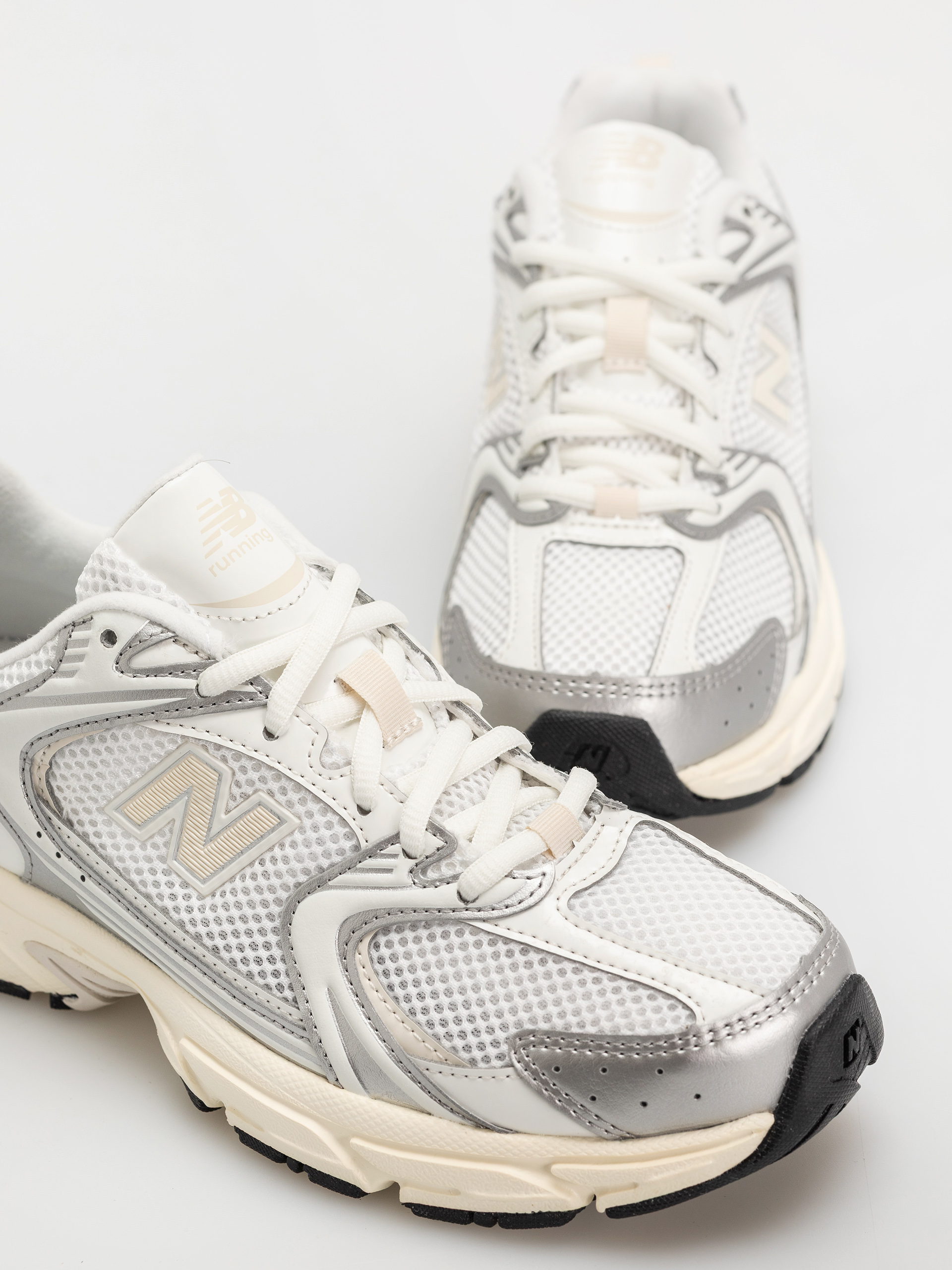 Pantofi New Balance 530 (silver metallic)