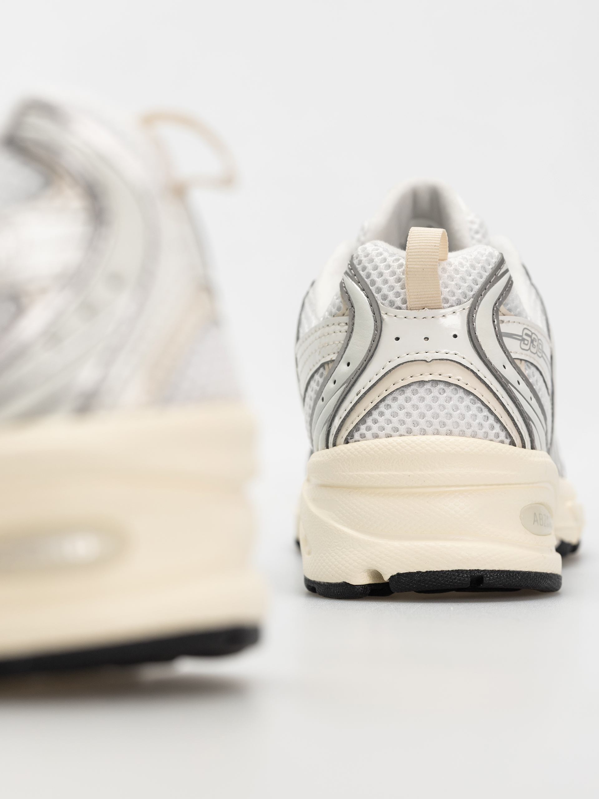 Pantofi New Balance 530 (silver metallic)