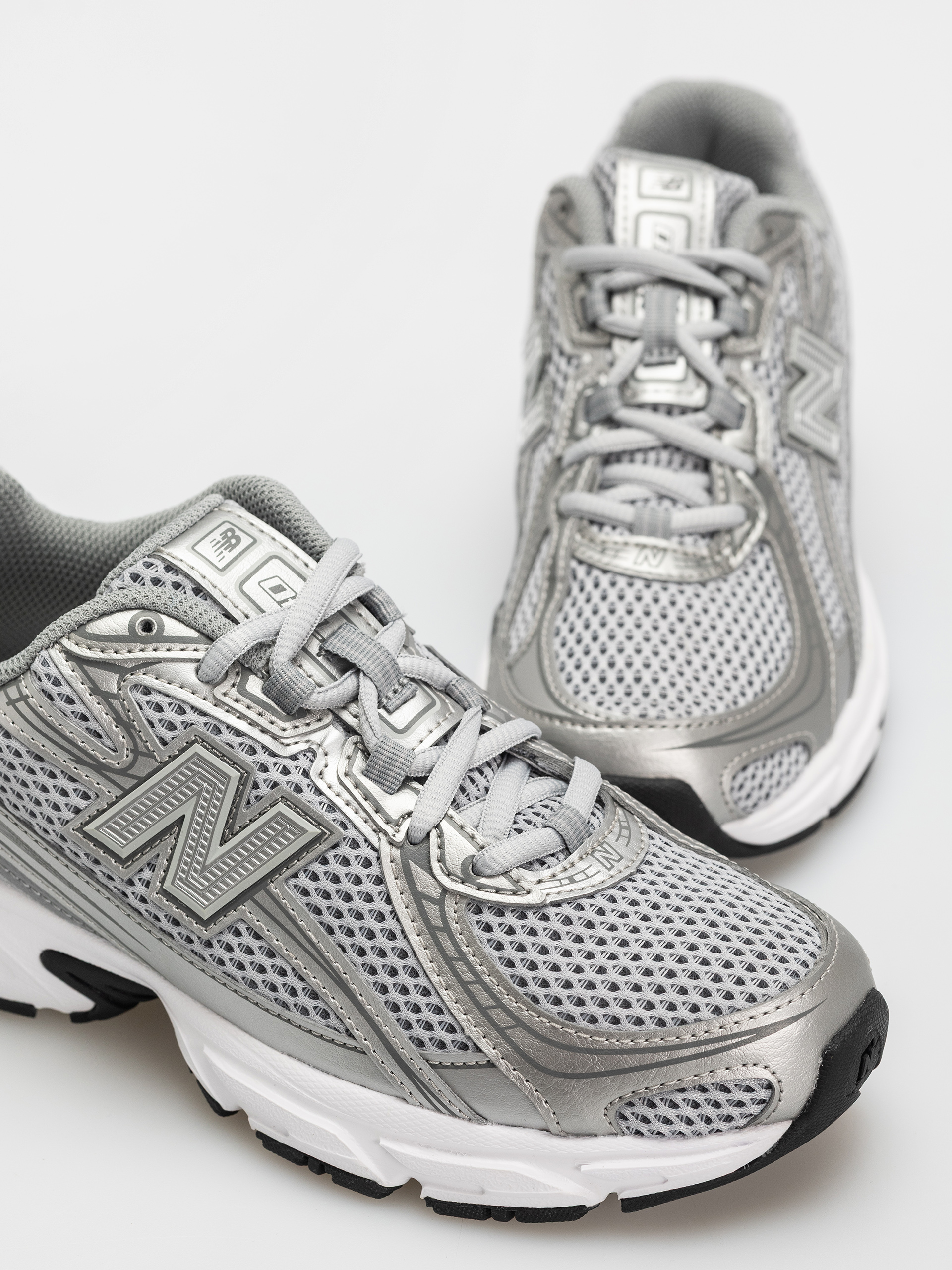 Pantofi New Balance 740 JR (raincloud)